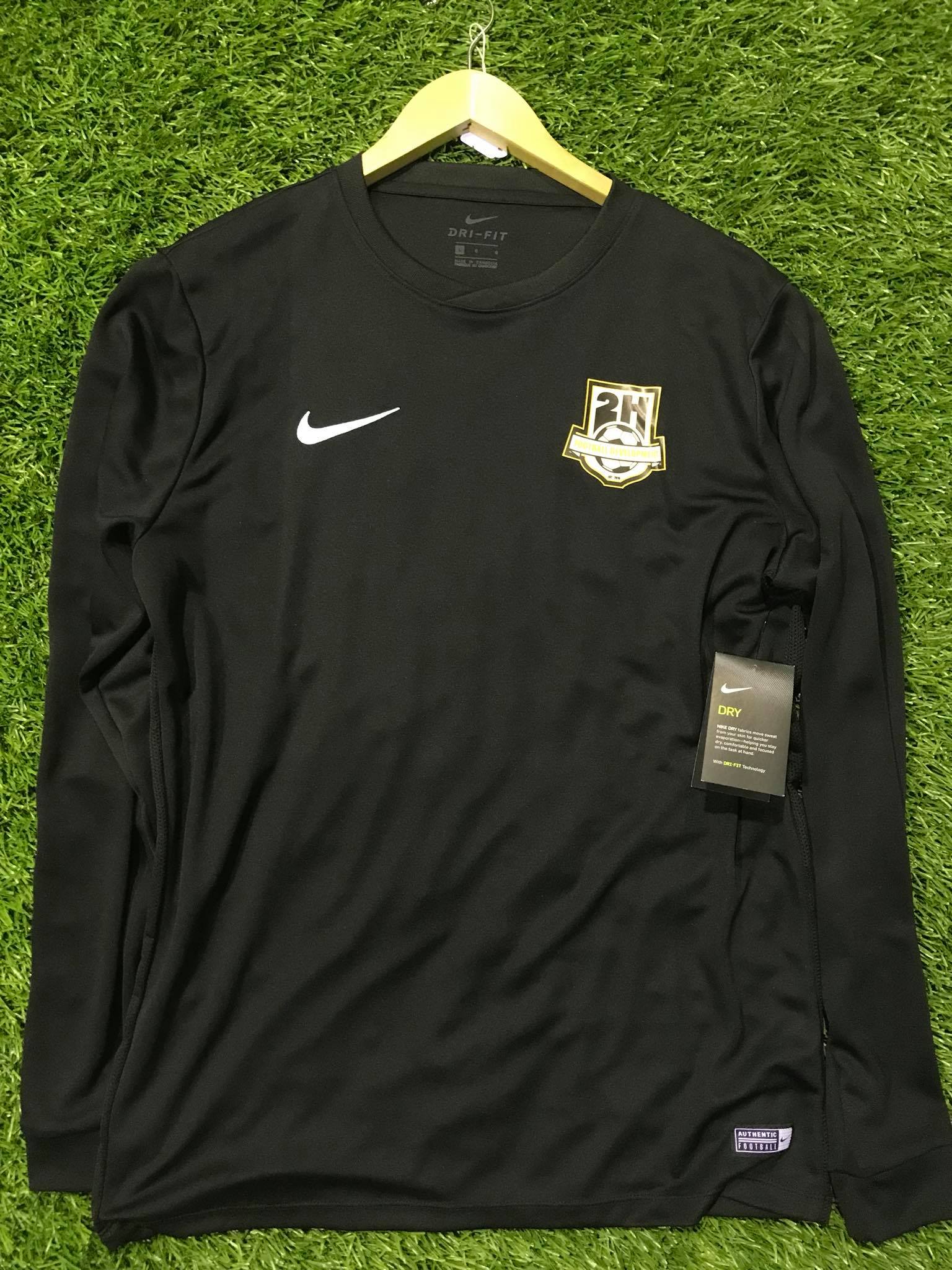 2 Halfs Football... - 2 Halfs Football Development