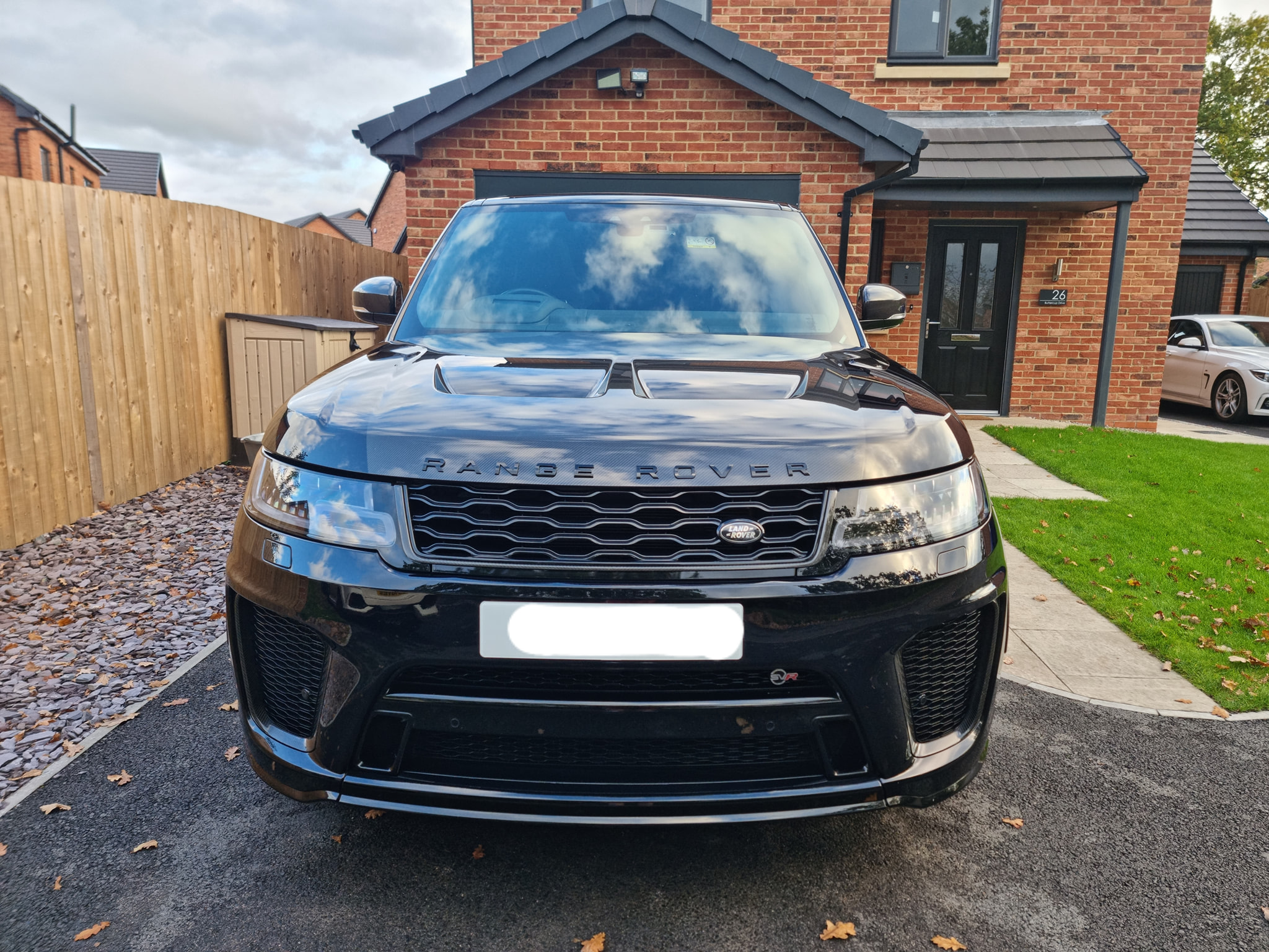 🔥 Range Rover SVR 🔥 Stunning SVR in... - Deano’s Detailing | Facebook