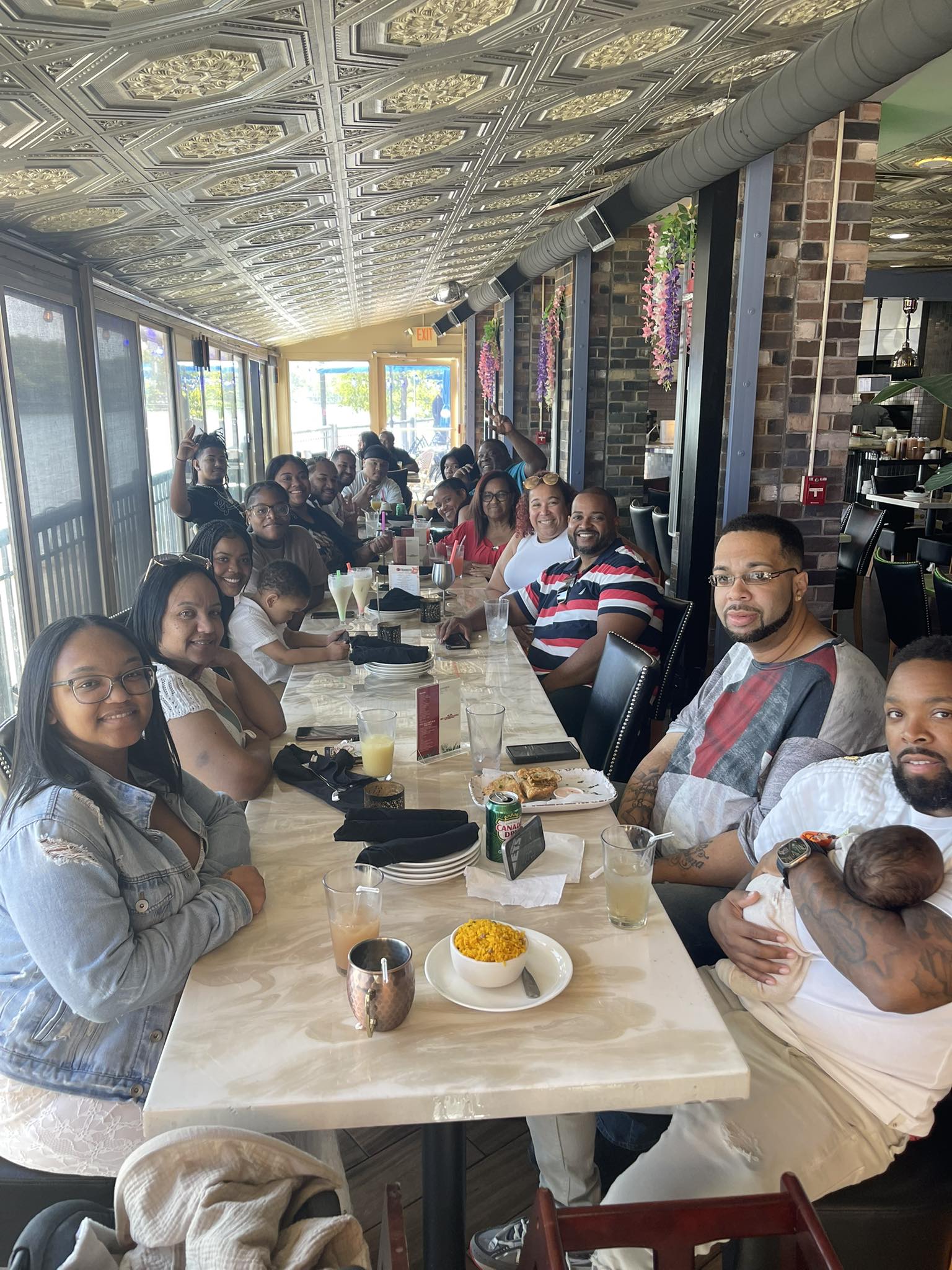 809 sports bar and restaurant | Rochester NY