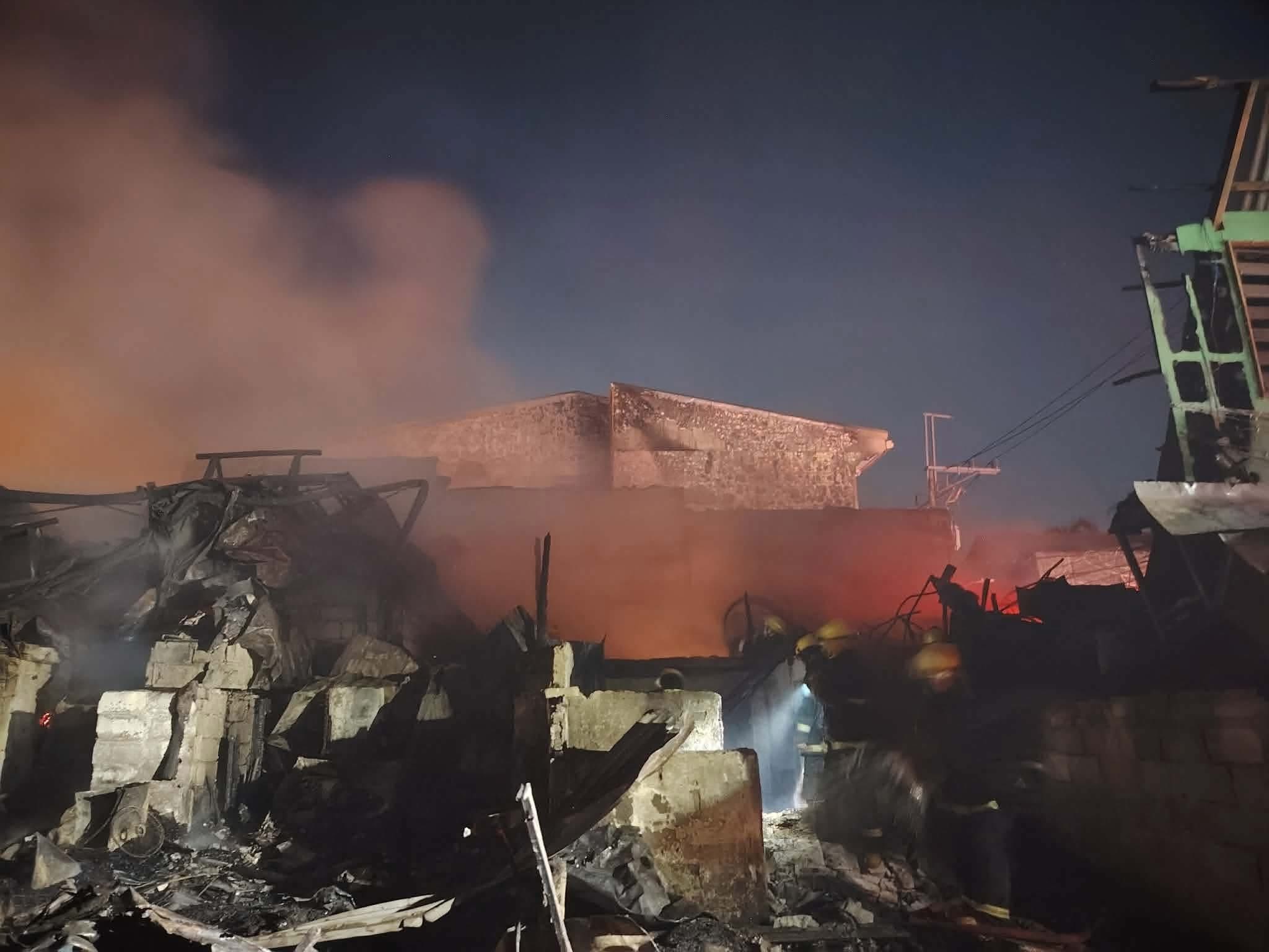 INQUIRER.net - INTRAMUROS FIRE AFTERMATH LOOK: Remnants of houses stand ...