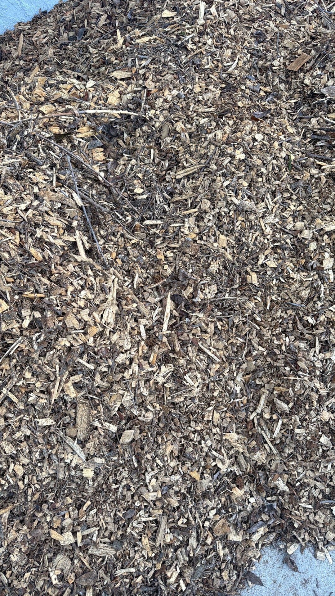 Wood Chips Fresh & Delivered to SF BAY AREA! - Landscaping Materials ...