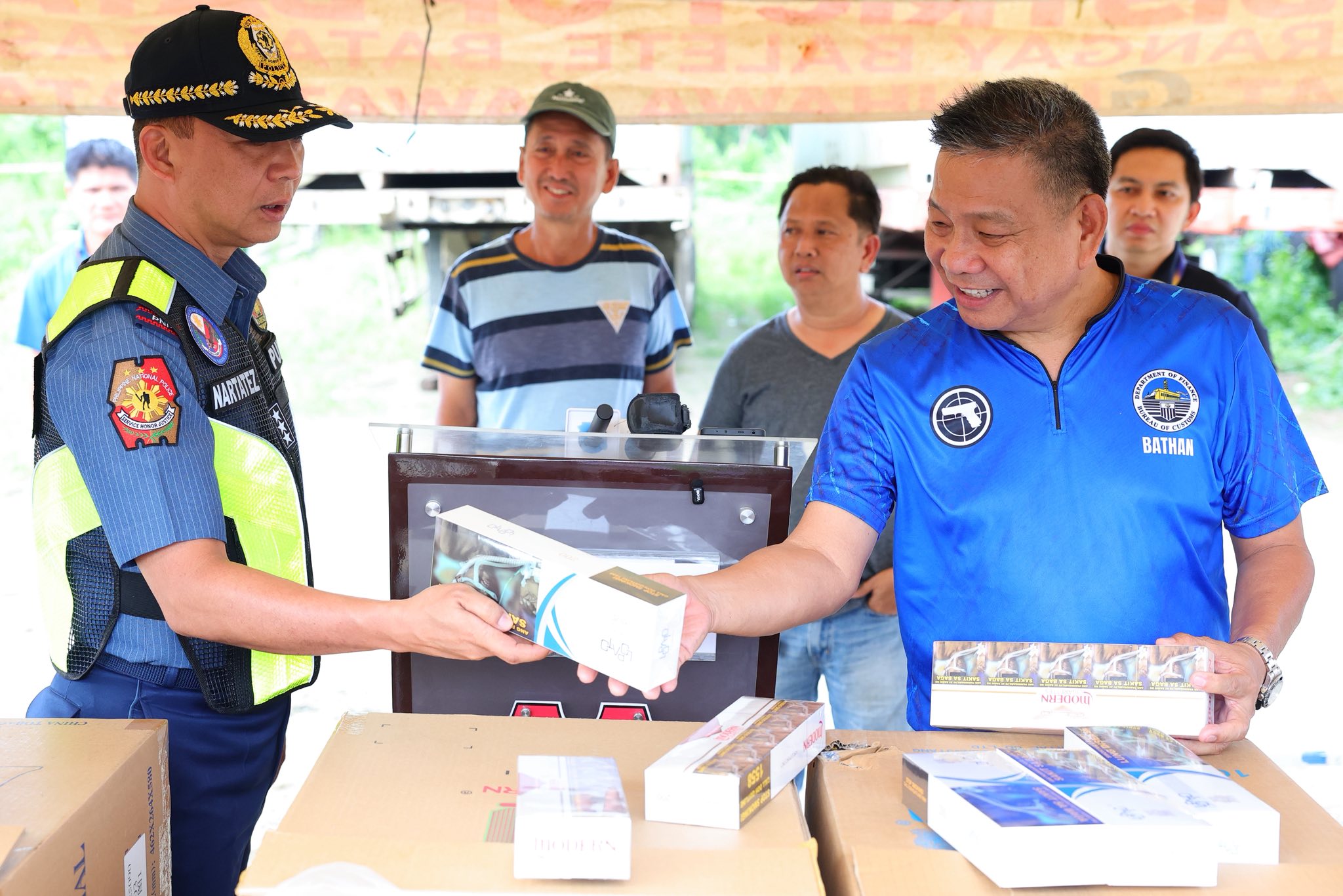 Philippine - CARNAPPED HYUNDAI RECOVERED; TOBACCO PRODUCTS WORTH MORE ...