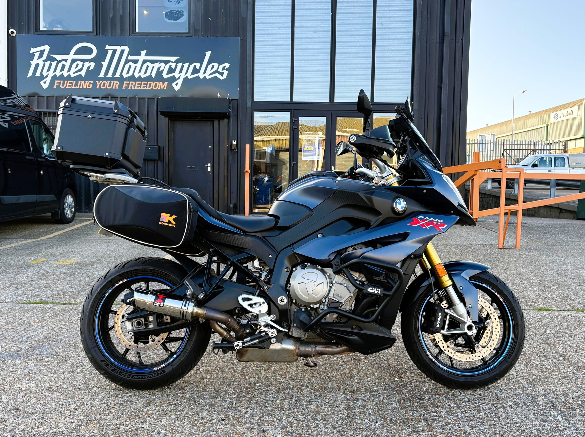 🔥 BMW S1000XR – £7,280 🔥 Sportbike power meets touring comfort