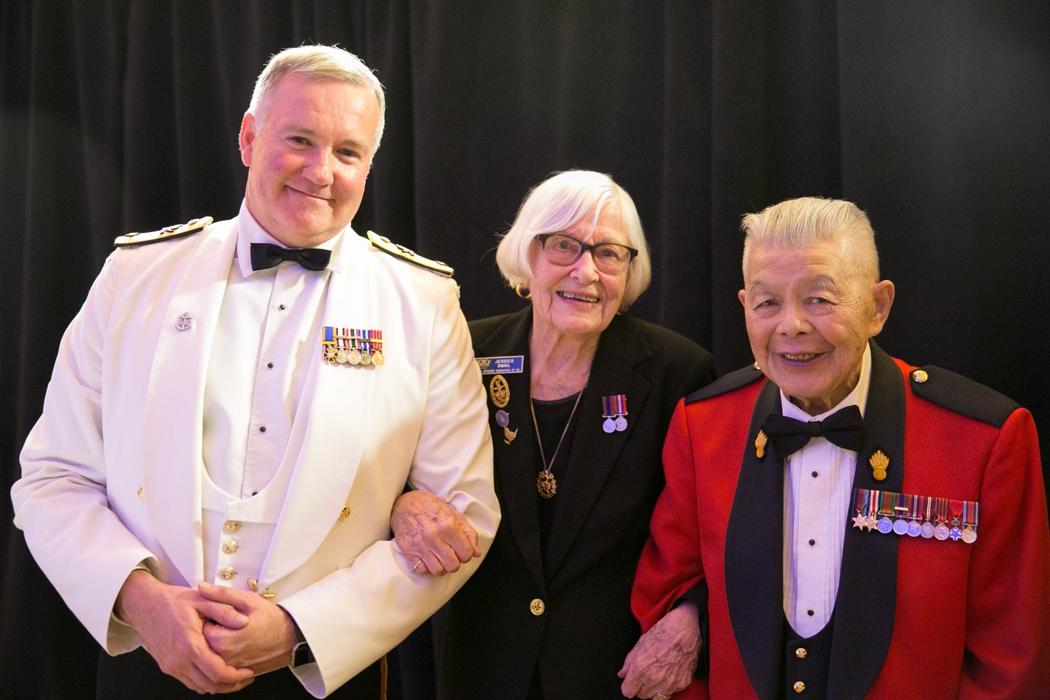 Chinese - (L to R): Commander Pacific Fleet, Commodore Jeff Zwick ...