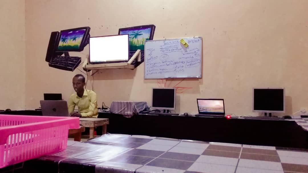 Ubax Institute of Technology UIT | Banaadir