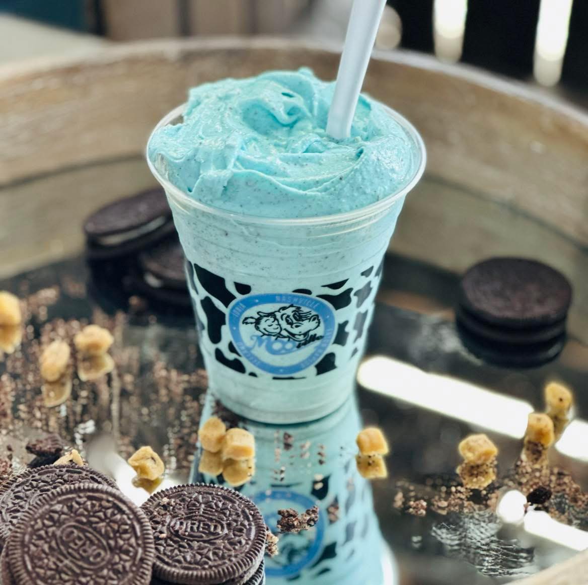 Cooke Monster MOO-valanche🍪 blue moon soft serve with Oreo's and