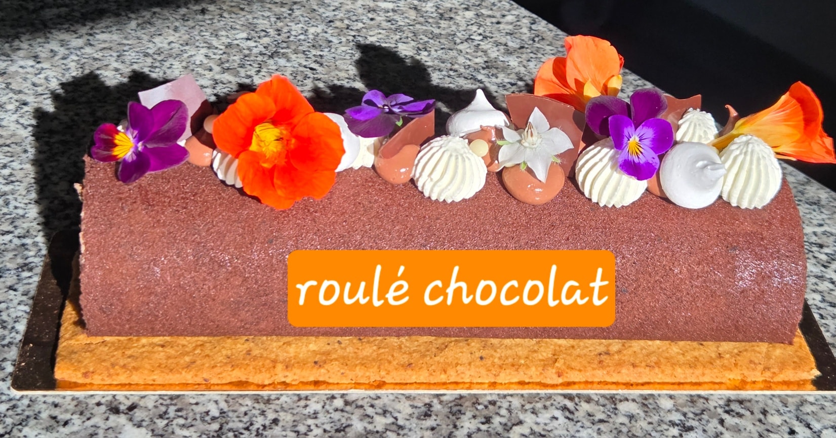 Pâtisserie - 🍫 Le roulé tout chocolat 🍫 Un concentré de gourmandise ...