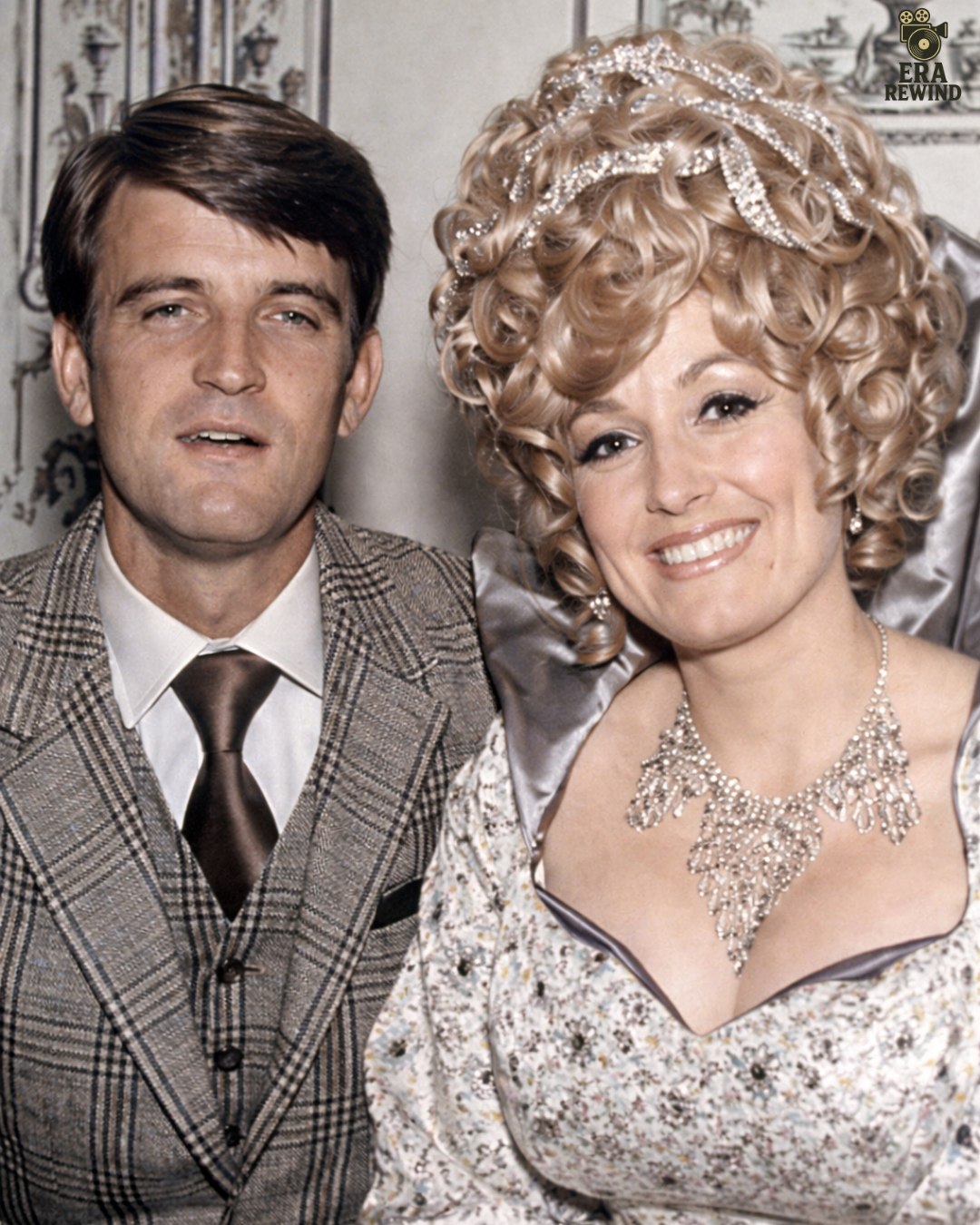 era-rewind-carl-dean-dolly-parton-on-their-wedding-day-facebook