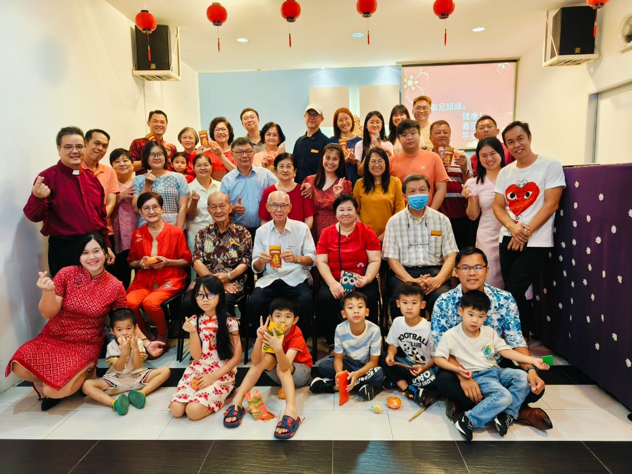 Lion... - Lion Dato' Javern Lim Chong Hee, DPNS 拿督林俊喜硕士狮友
