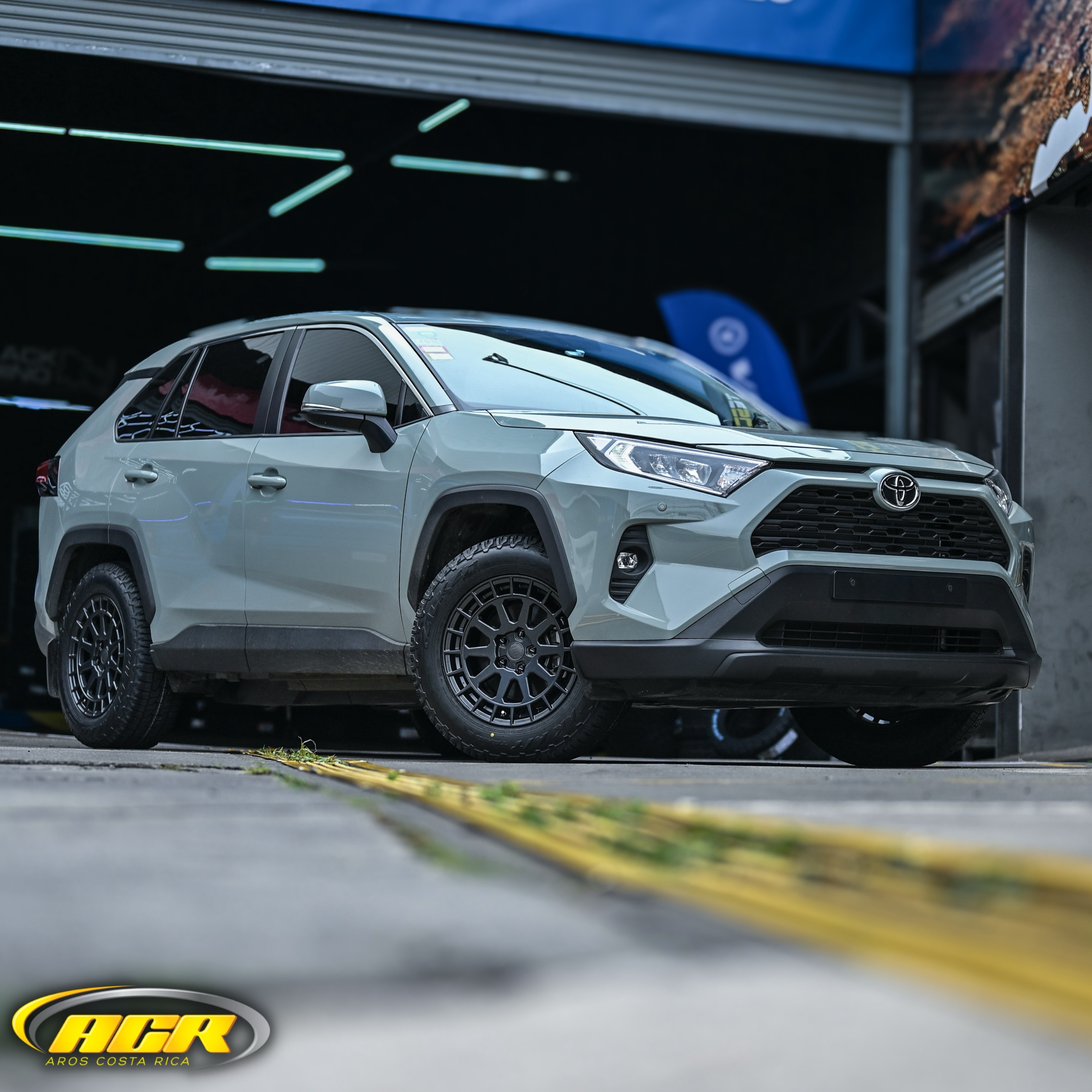 Toyota Rav4 quedando espectacular🤯⛰️!!!!! Black Rhino Boxer +