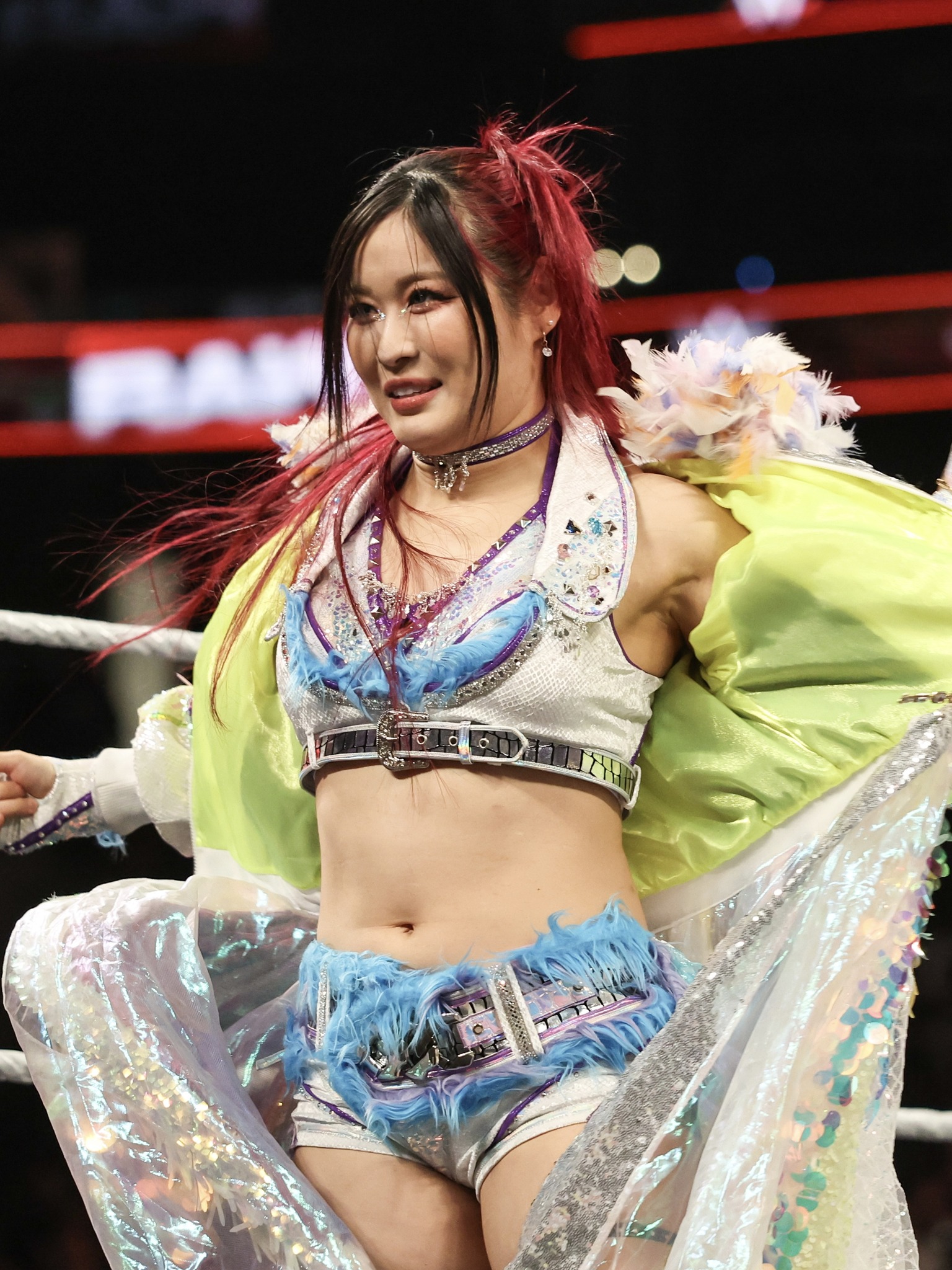イザヨイ様 女子IC王座挑戦権をかけたガントレットマッチに、イヨ様登場！ | WWE
