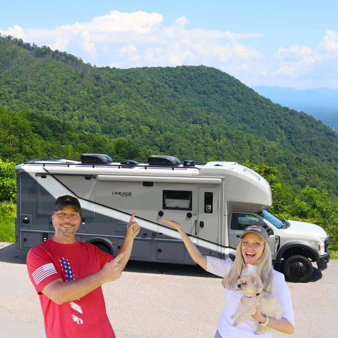 Changing - 🚐 The Ultimate Super C RV Tour! 🚐 We’re giving you a step-by ...