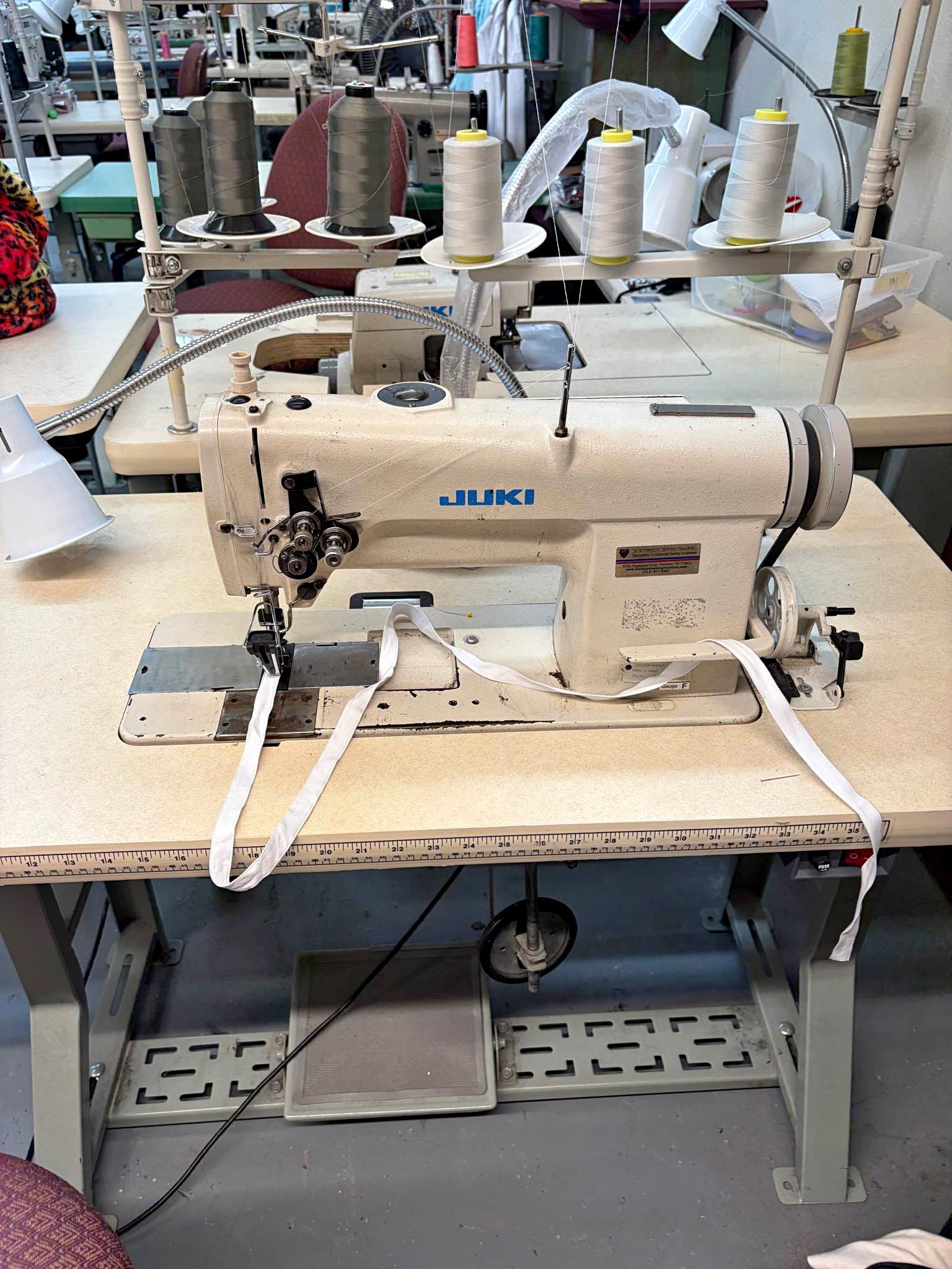 Dayton, Texasで販売中のベルニナミシンの部品 | Facebook Marketplace 