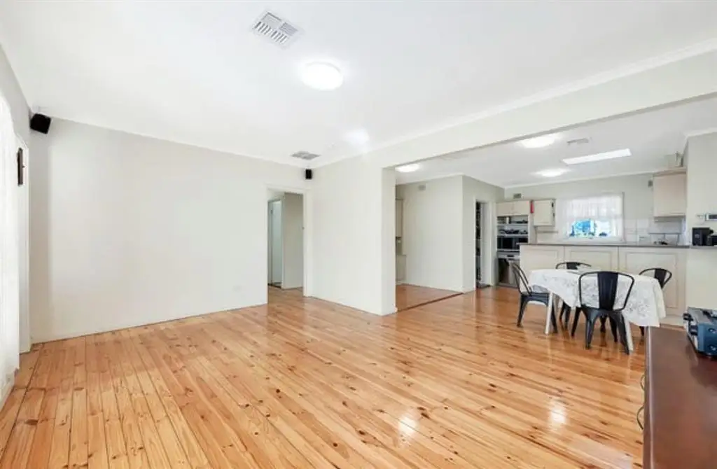 A... - Adelaide Rent a room/house/apartment/flat/accommodation