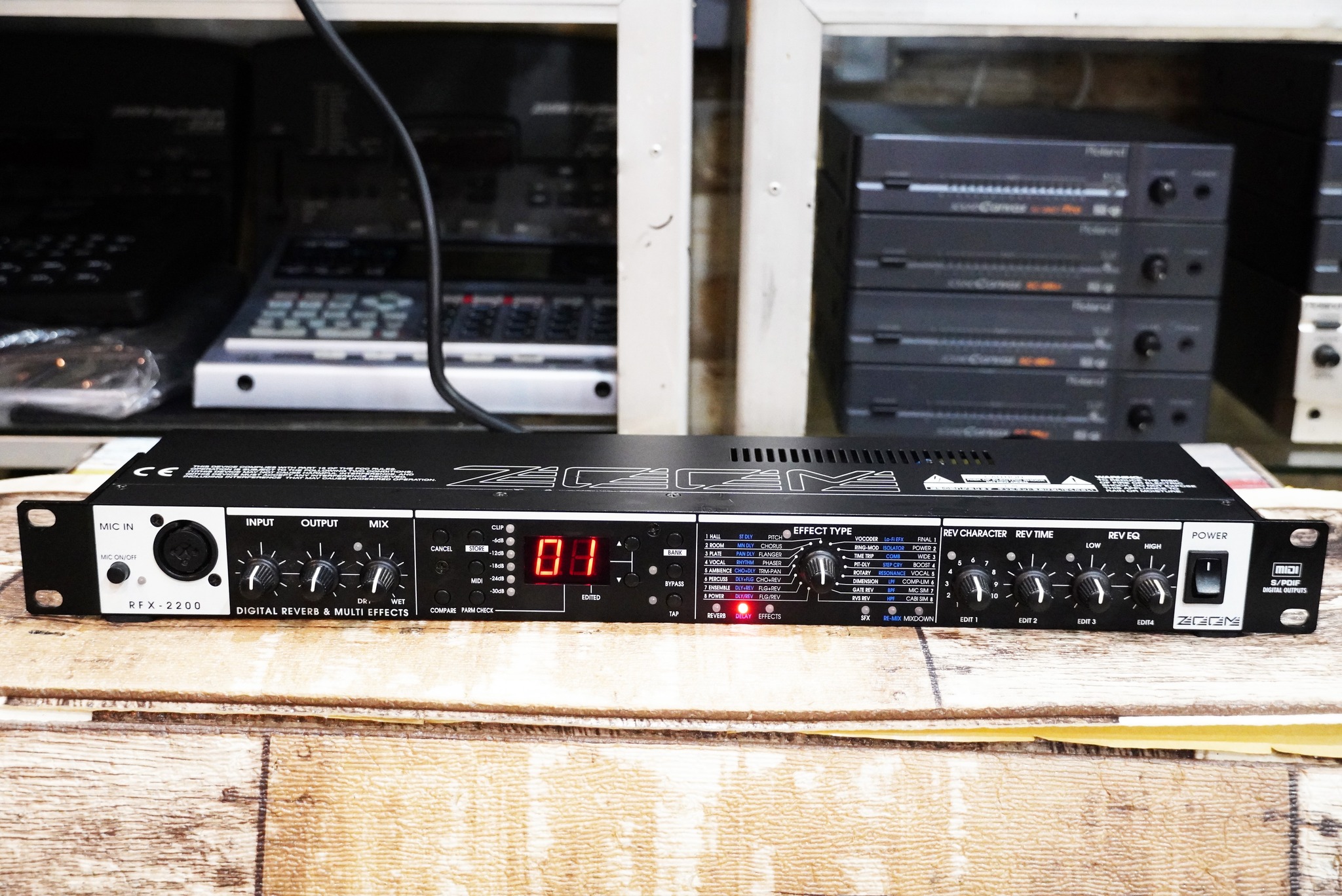TOKAI - เอฟเฟคไมค์ ZOOM RFX-2200 งานคุณภาพจากญี่ปุ่น รุ่นใหญ่สุดและดี ...