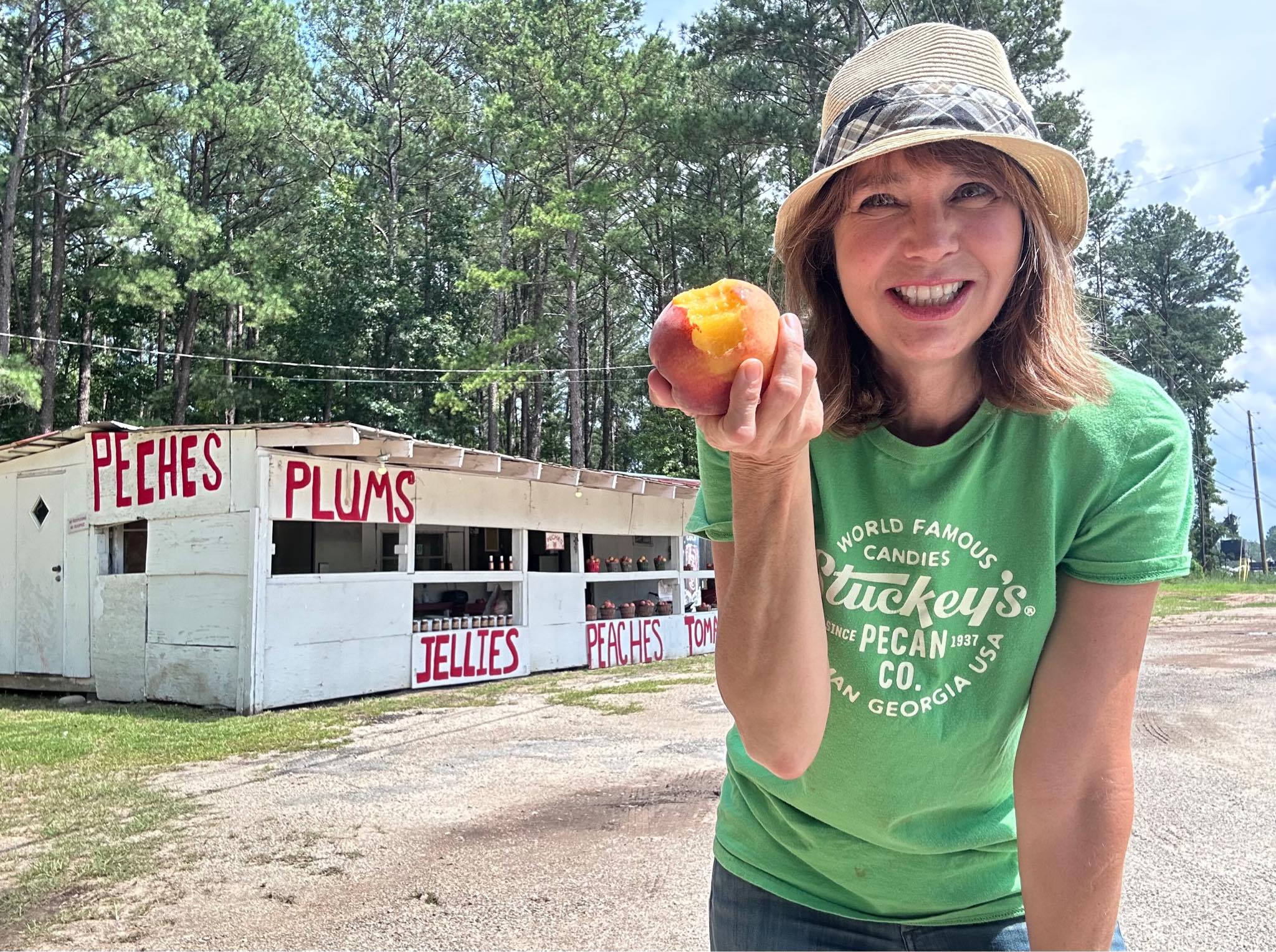Peches Stand in Putnam Co, GA, featured in My Cousin Vinny, needs