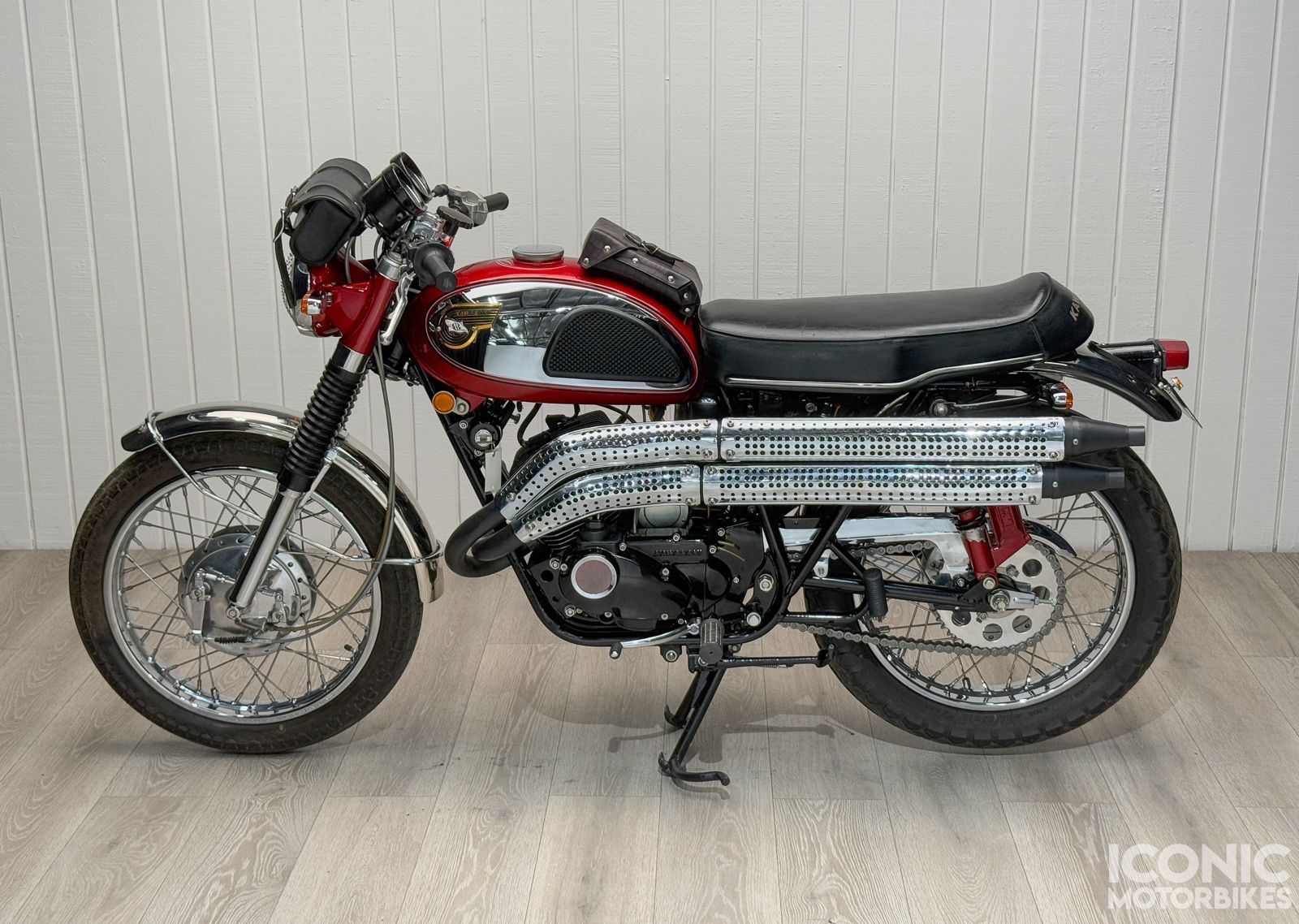 【中古】 ONE　OUTS（v．6） Iconic - Iconic's 3rd auction finishing Wednesday comes with dual