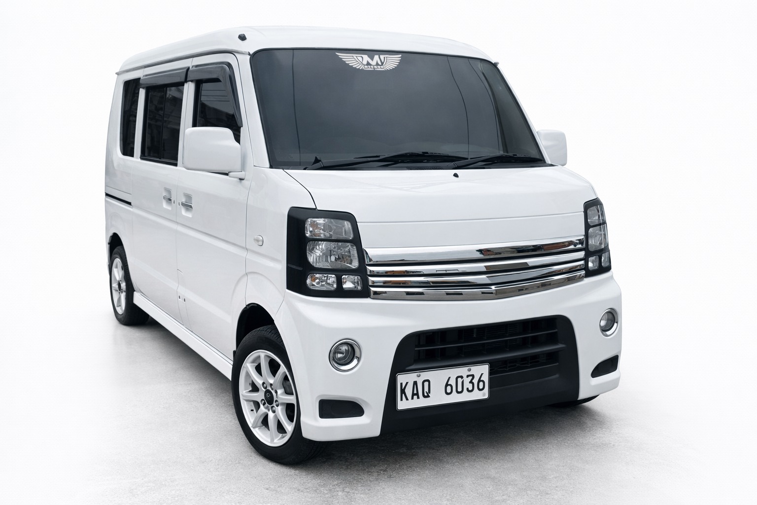 DA64W 4X4 SMILEY Color: White STO.NINO FINANCING COMPUTATION: Unit