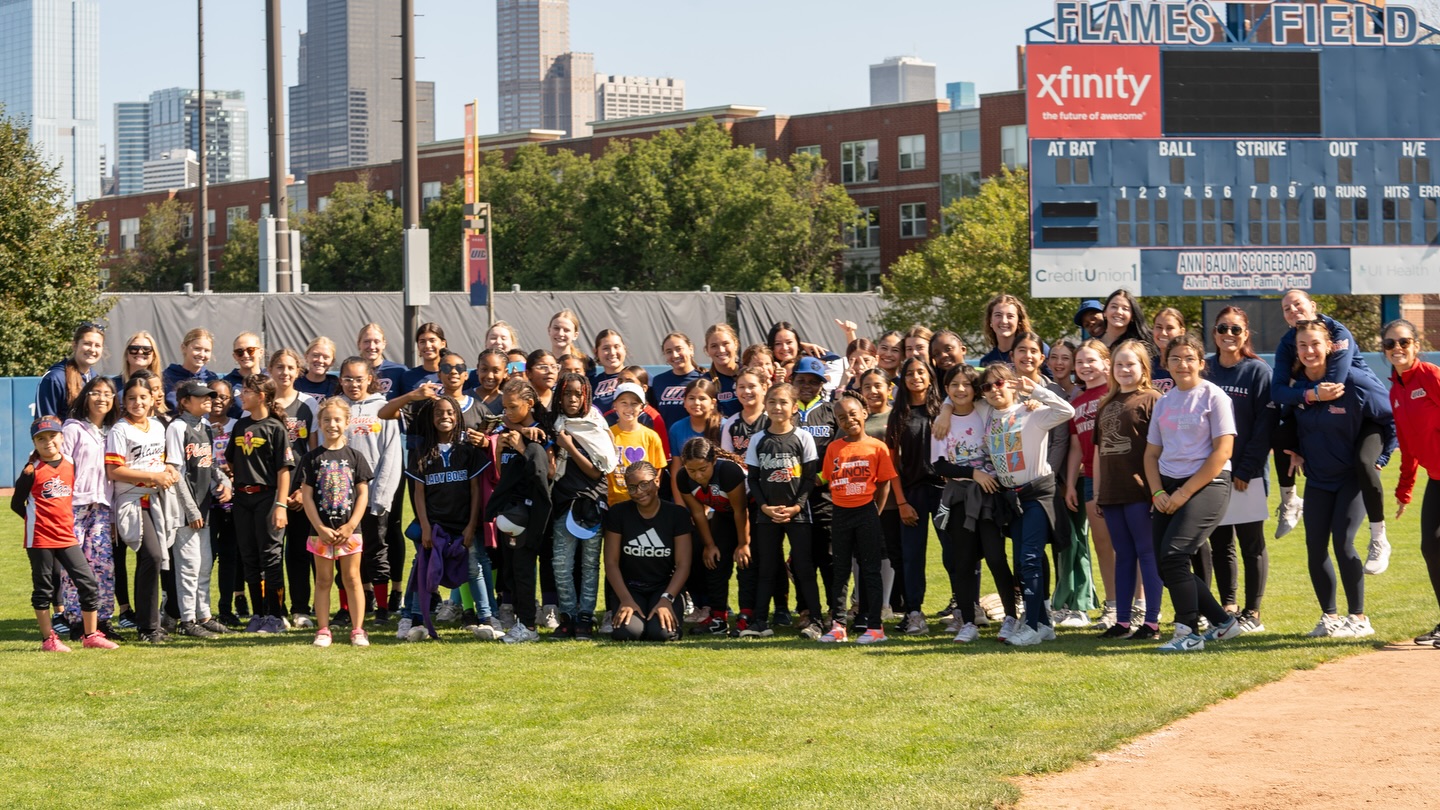 UIC Flames Softball