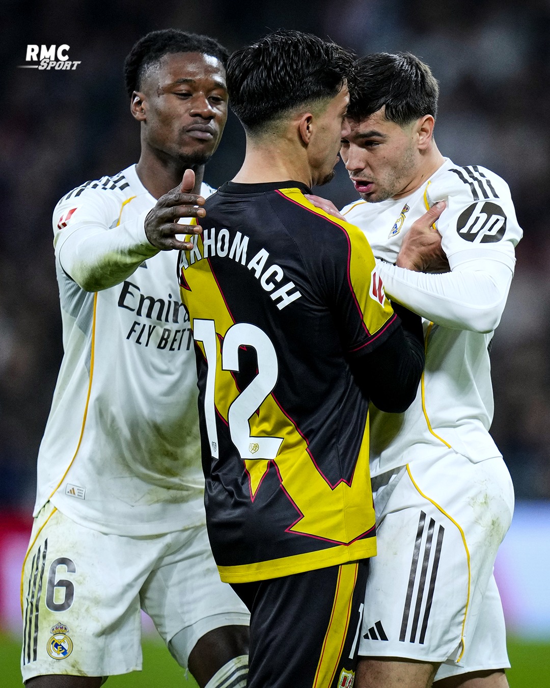 RMC - 💥 La grosse embrouille entre Brahim Diaz et Akhomach, coéquipiers ...