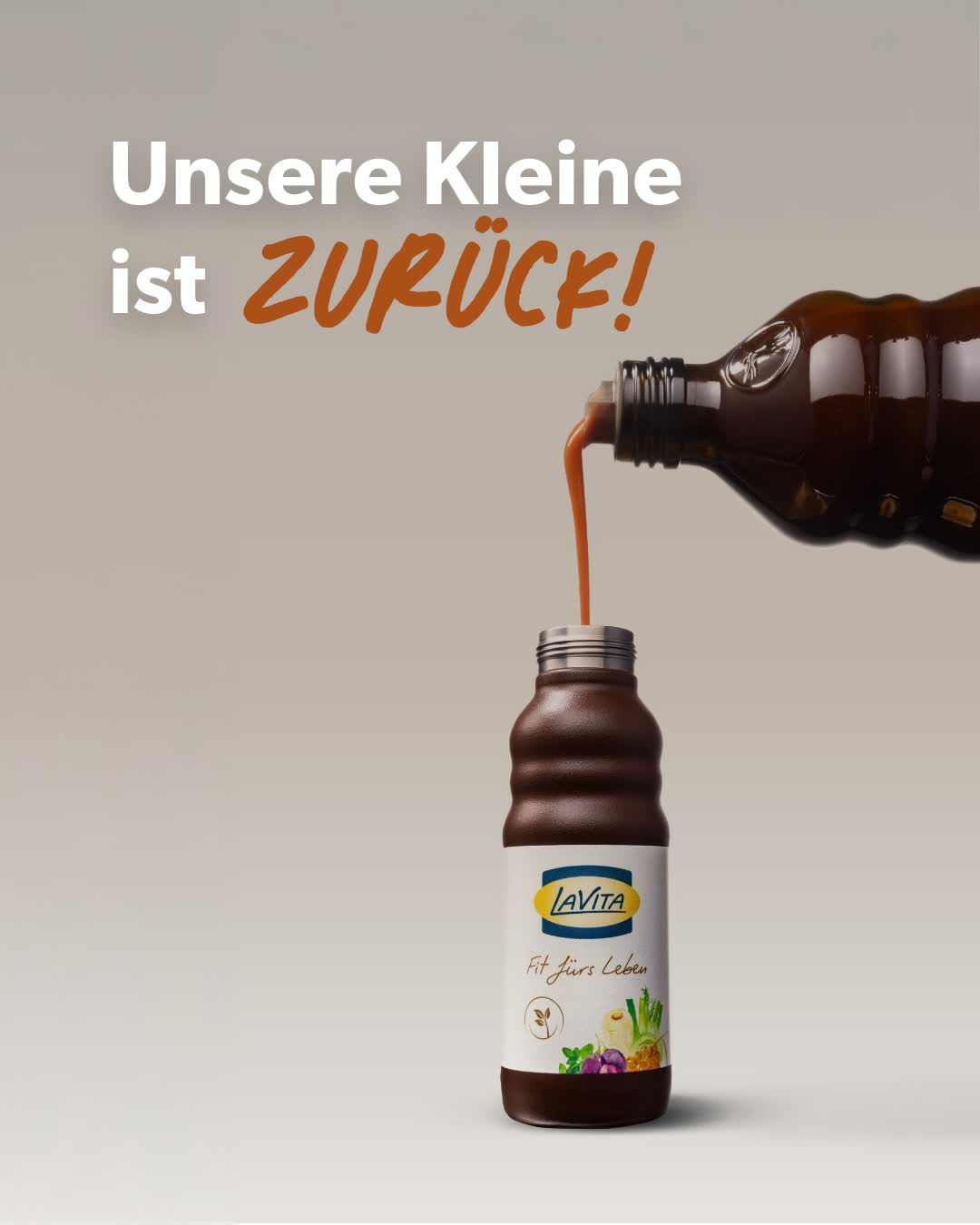 Ihr habt gefragt ➡️ Wir haben geliefert! 😎 Unsere Reiseflasche ist endlich wieder da – perfekt für Reisen, Alltag und alles dazwischen. Klein, praktisch – und immer dabei 💛 ➡️Den Link zu der Edelsta