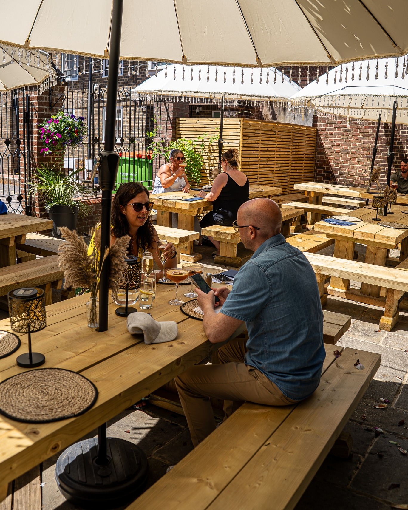 Oliver's Bar & Kitchen | Rochester