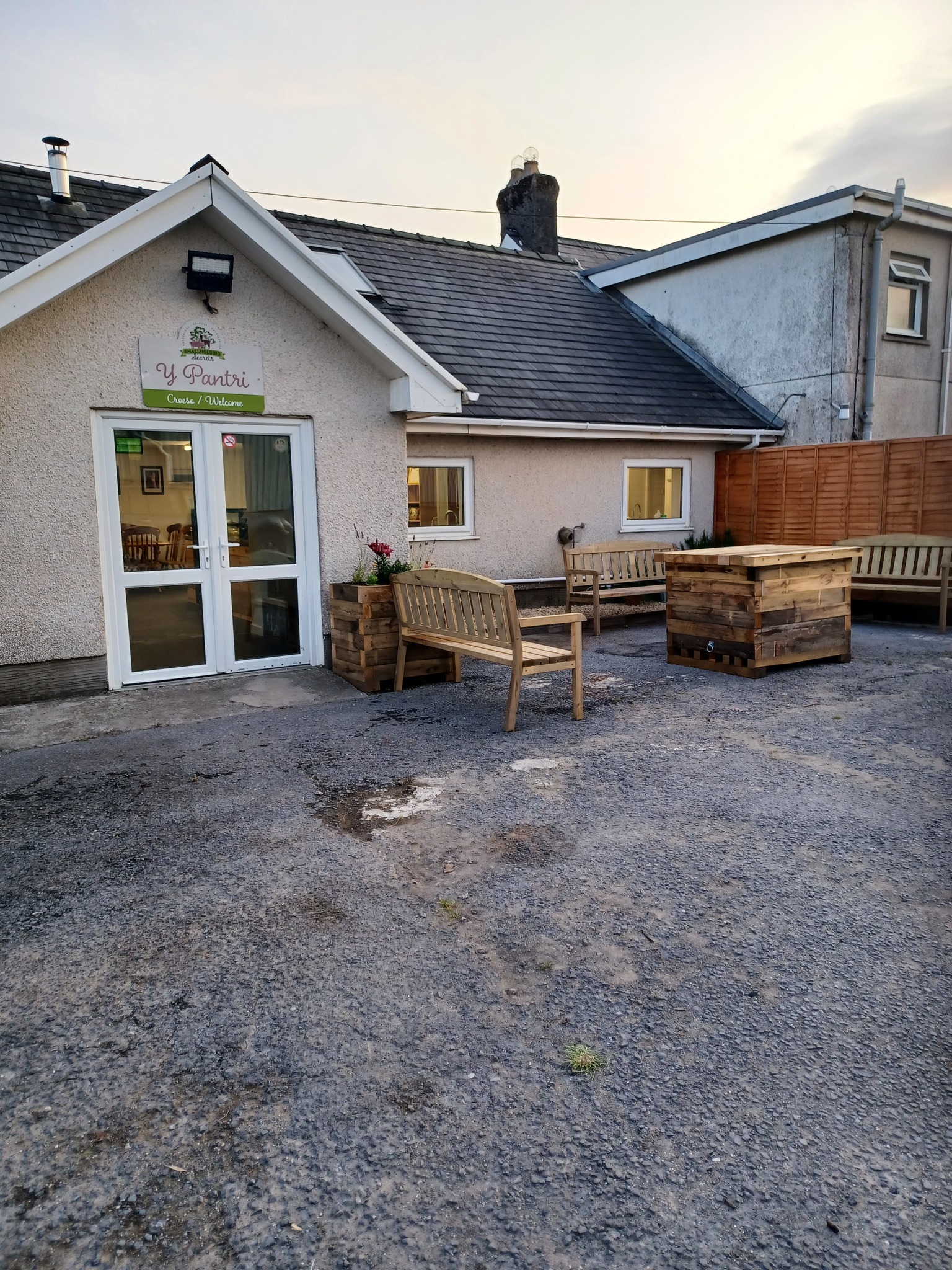 Y Pantri's first week done. We are... - Smallholding Secrets | Facebook