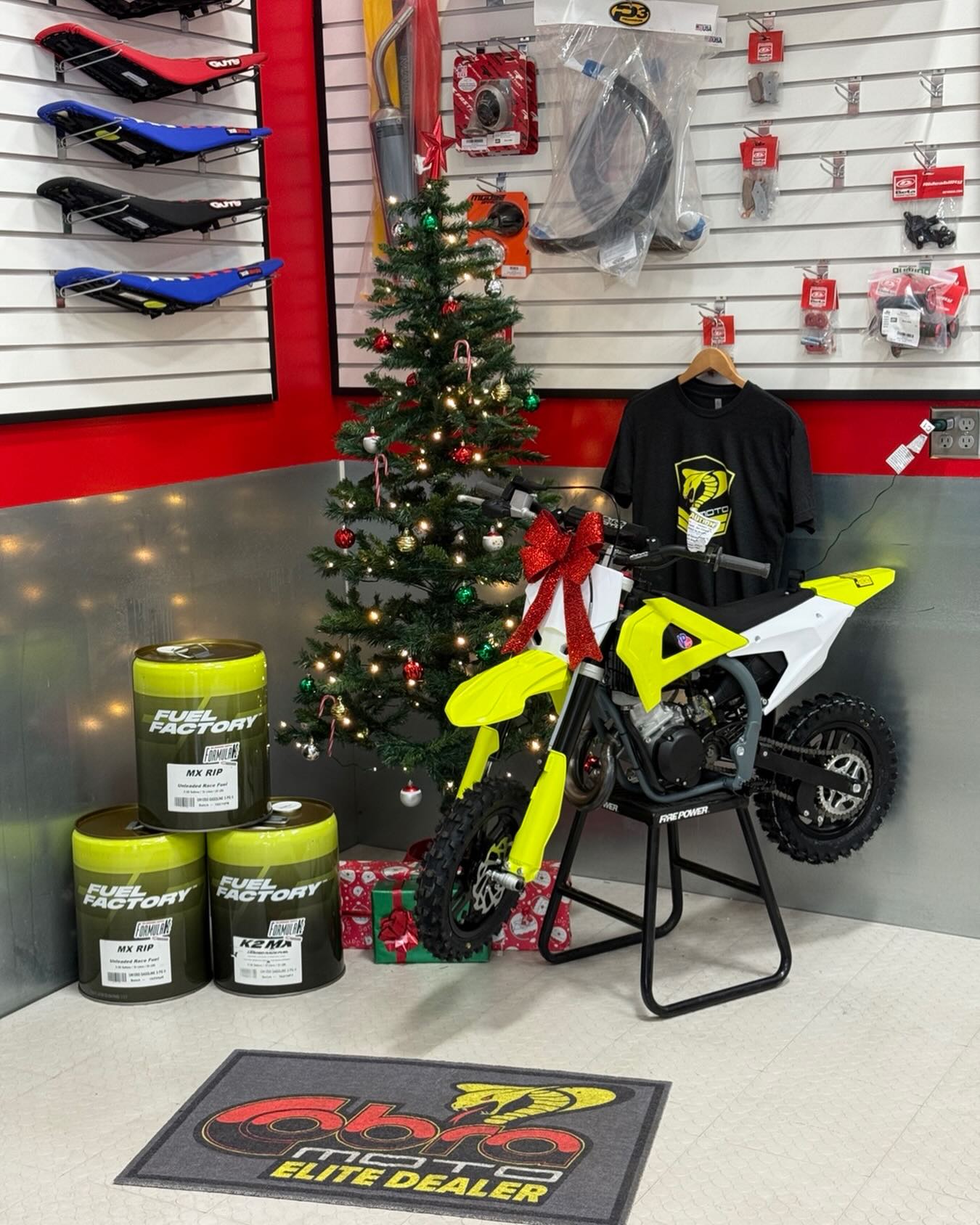 EMT Racing - Straight from under the tree to the track 🎄💨... | Facebook