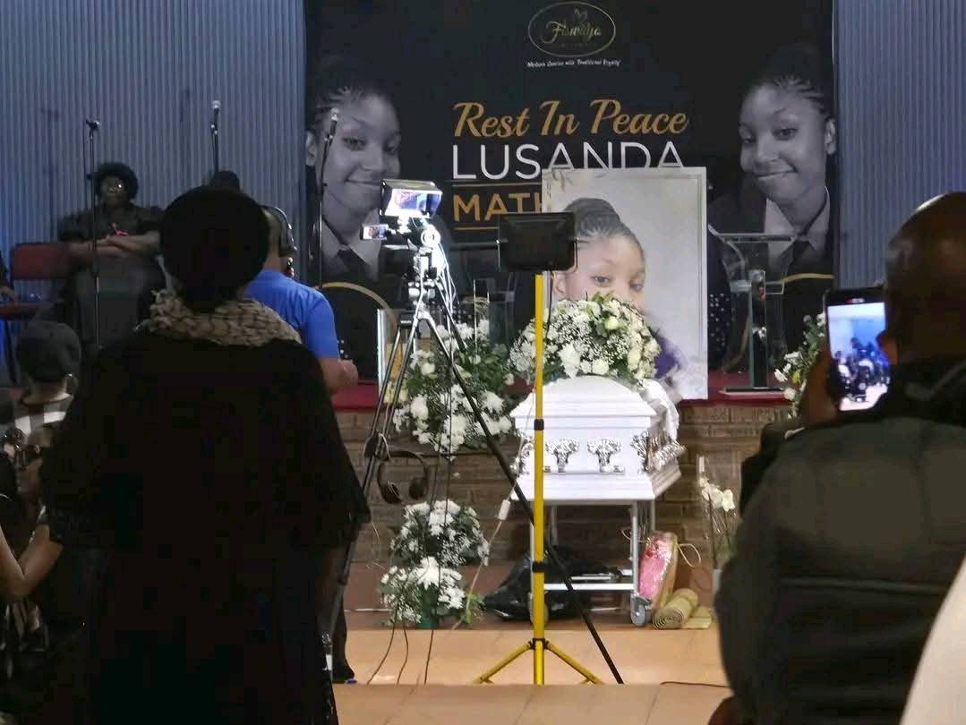 Jub Jub - 💔 It was a painful day at Lusanda Mathabela’s... | Facebook