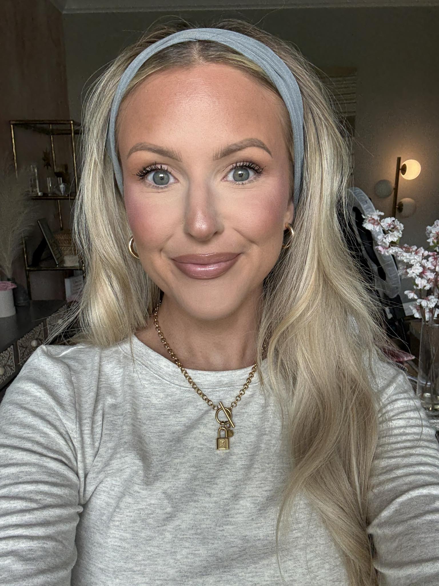 Nicole - This lip combo is GOOOOOD! Use code HUNTSMAN https://rstyle.me ...