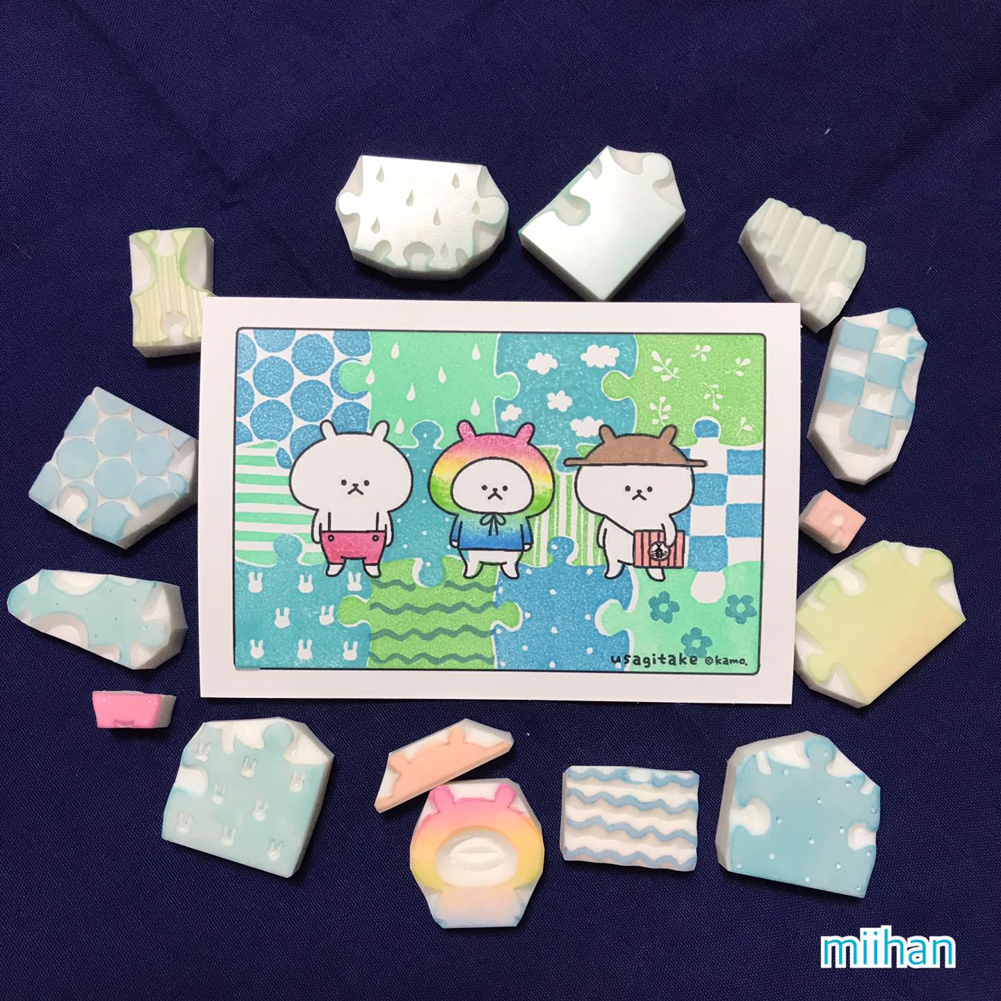 消しごむはんこ Miihan ウサギタケぬりえチャレンジに チャレンジしてみました ハガキサイズ1枚以上の消しゴムを 一気に2時間かけて彫ったら 息が切れて手が痛い始末 あー 楽しかったぁ 消しゴムはんこ ウサギタケ ウサギタケぬりえチャレンジ Facebook