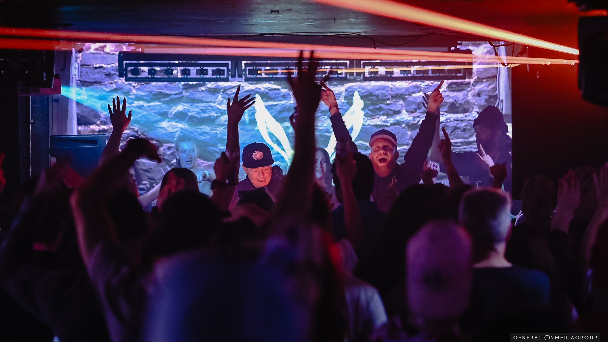 White Rabbit Ottawa | House beats & heartbeats 🏠💓🔊 #whiterabbitottawa 💫 ...