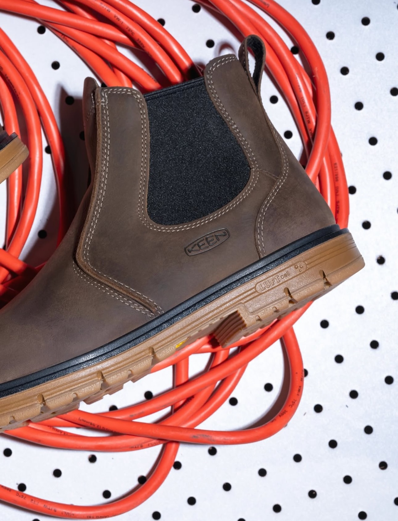 Tomcas Work and Safety Shoe, Corp.