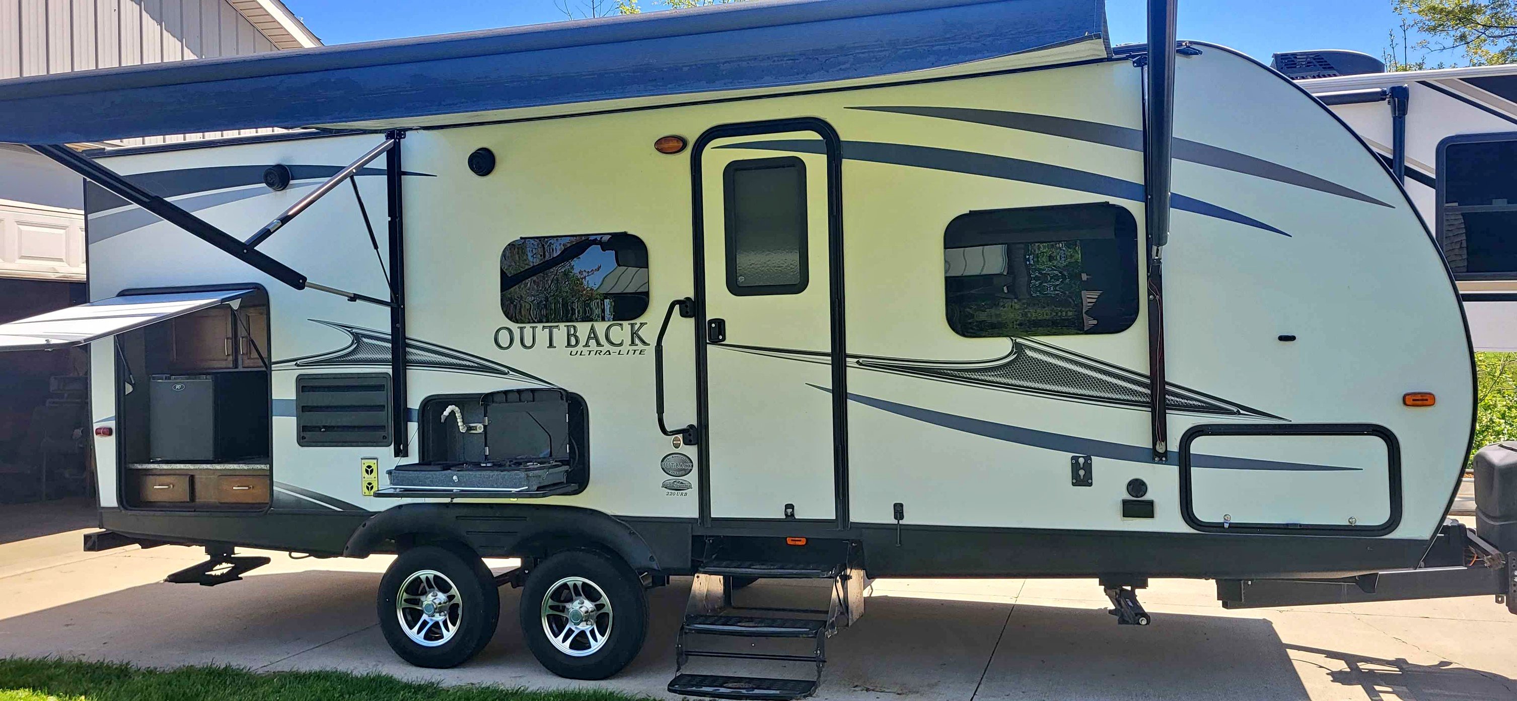 Keystone Outback Ultra-Lite 220 URB camper - RVs & Campers - Glandorf ...