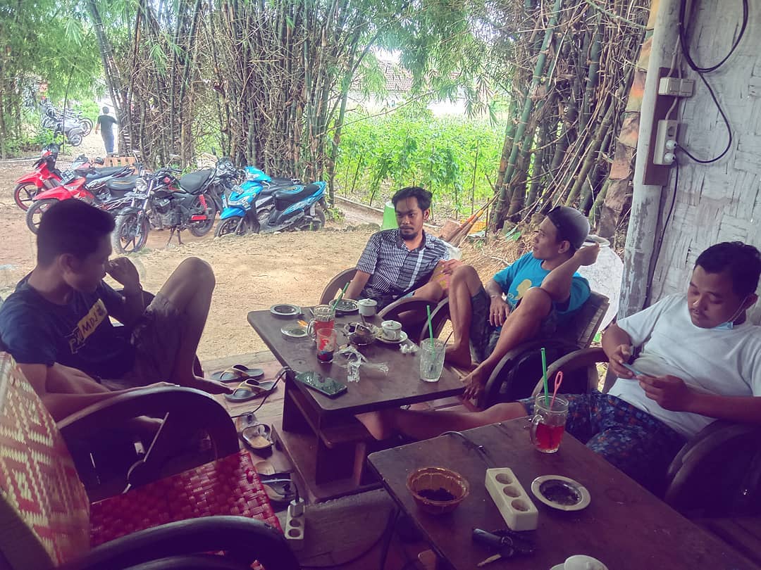 Dulu belajar, kini belajar, besok... - Pulo Java Coffee | Facebook