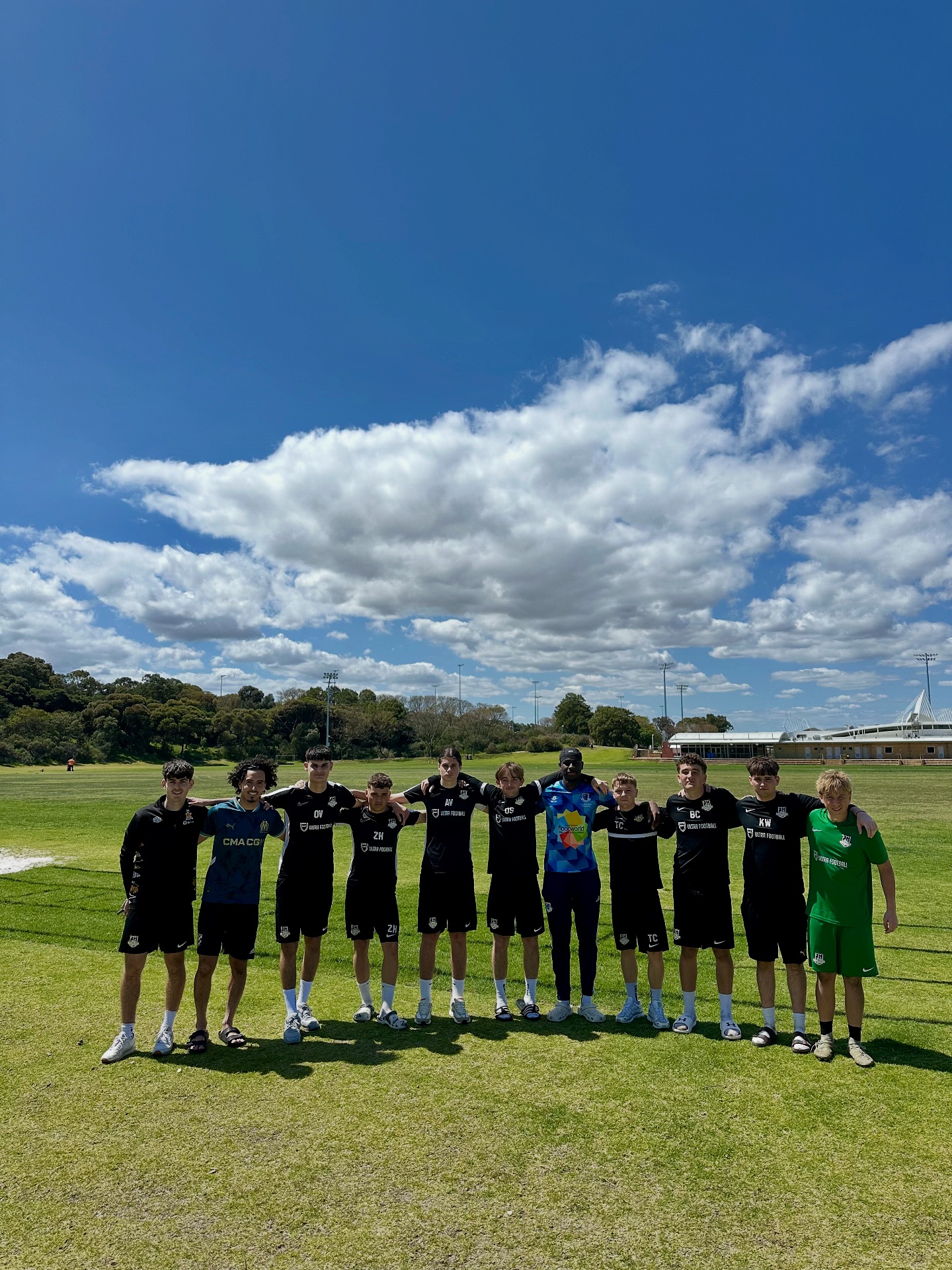 2 Halfs Football... - 2 Halfs Football Development