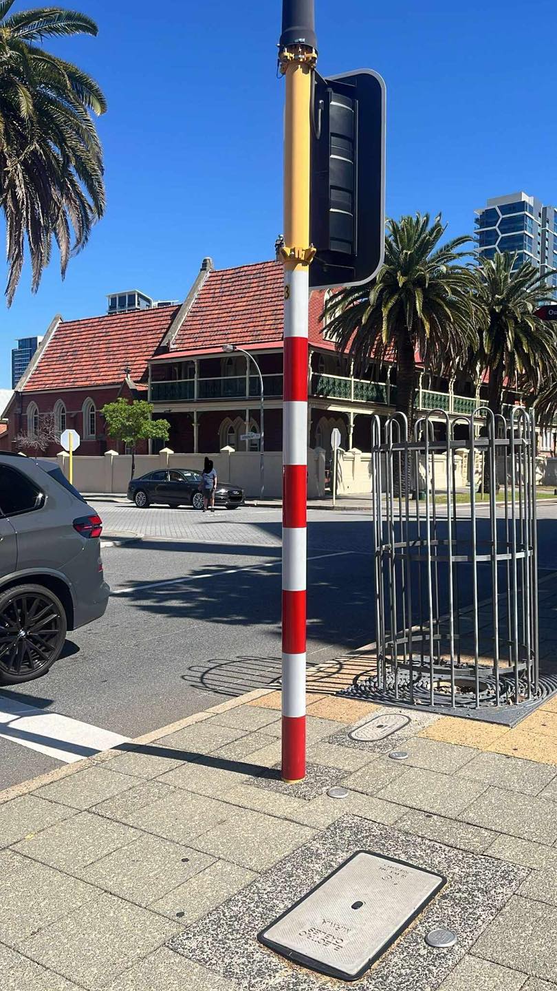 Driver - PERTH 2.45pm Vehicle breakdown affecting both directions on ...