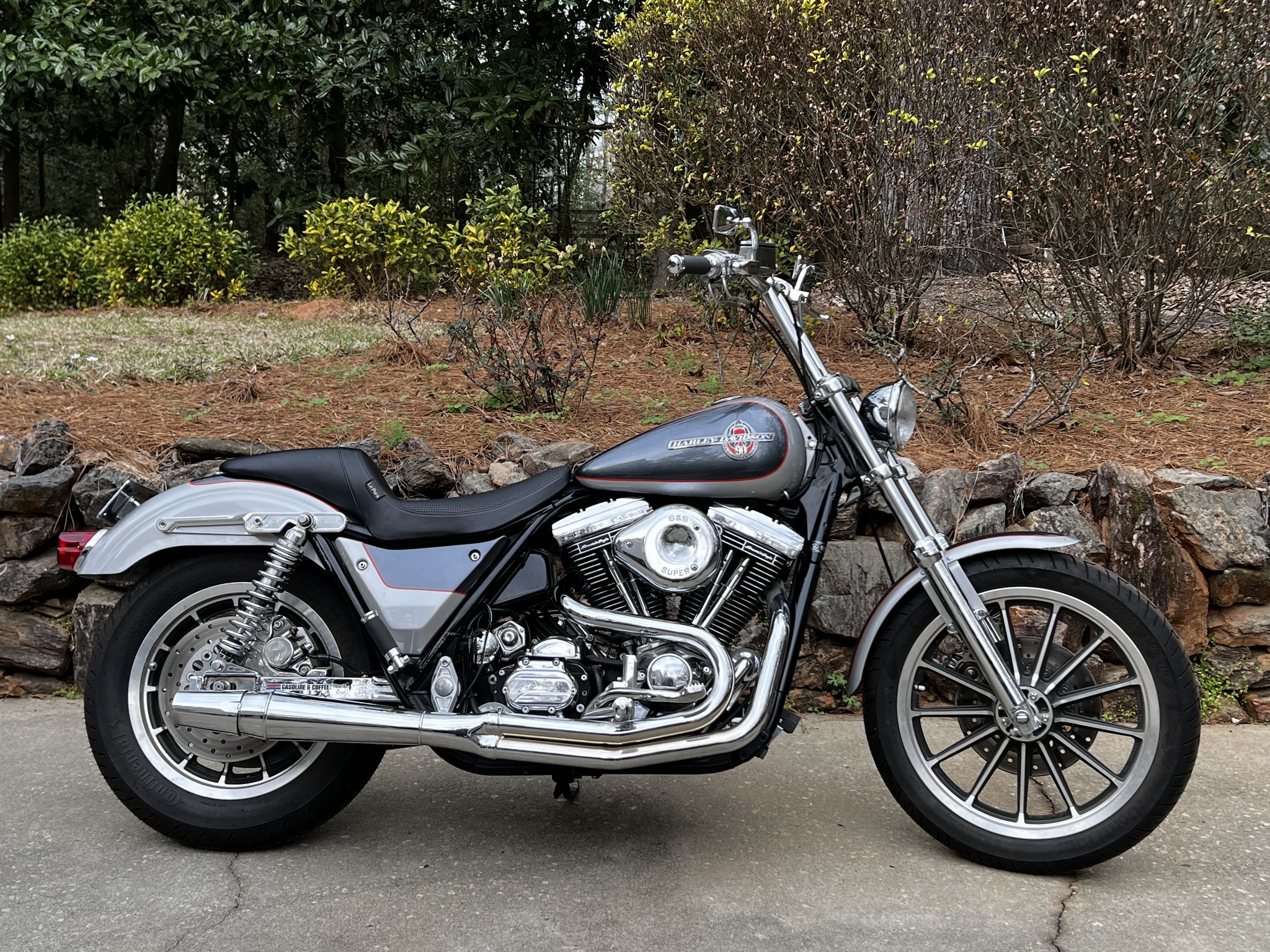 Have you ever seen a more perfect 90th anniversary Lowrider FXR?