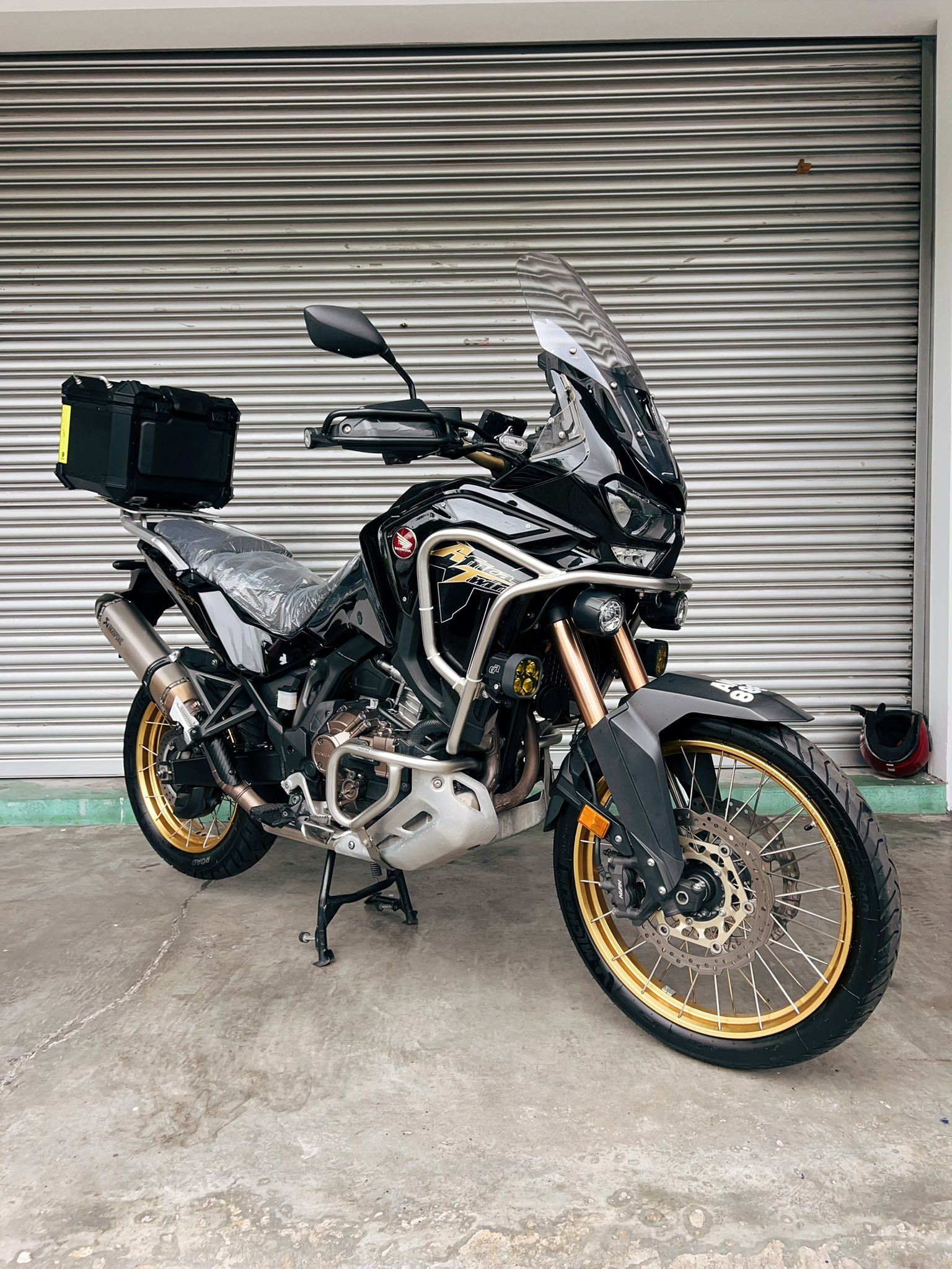 The_Power_Of_Dream Used Honda AFICA TWIN Super adventure 1100 DCT