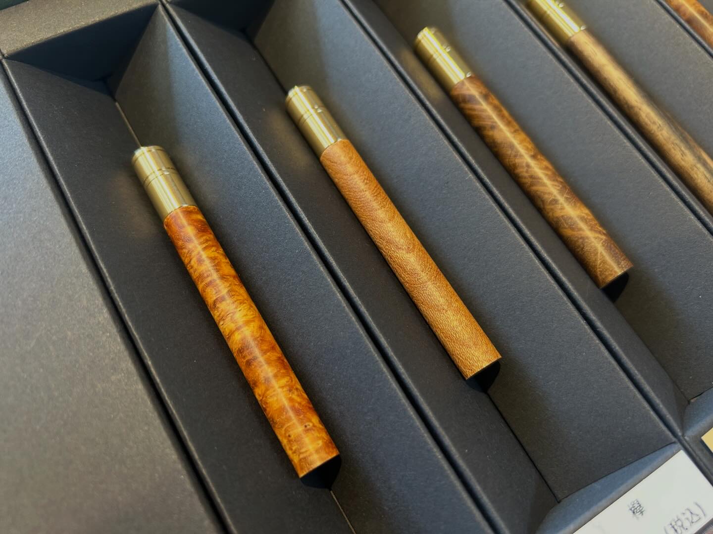 新商品 富士瘤クラフトさんの ◇杢軸芯ケース入荷です オリジナル真鍮