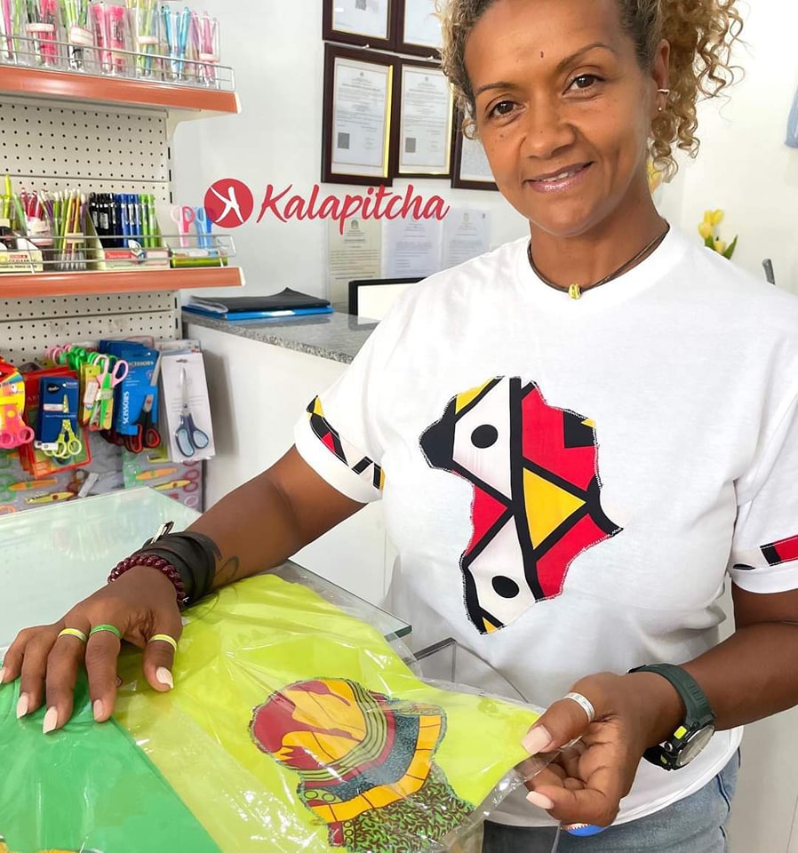 #Disponível T-shirt exclusivo e... - Magss - Papelaria | Facebook