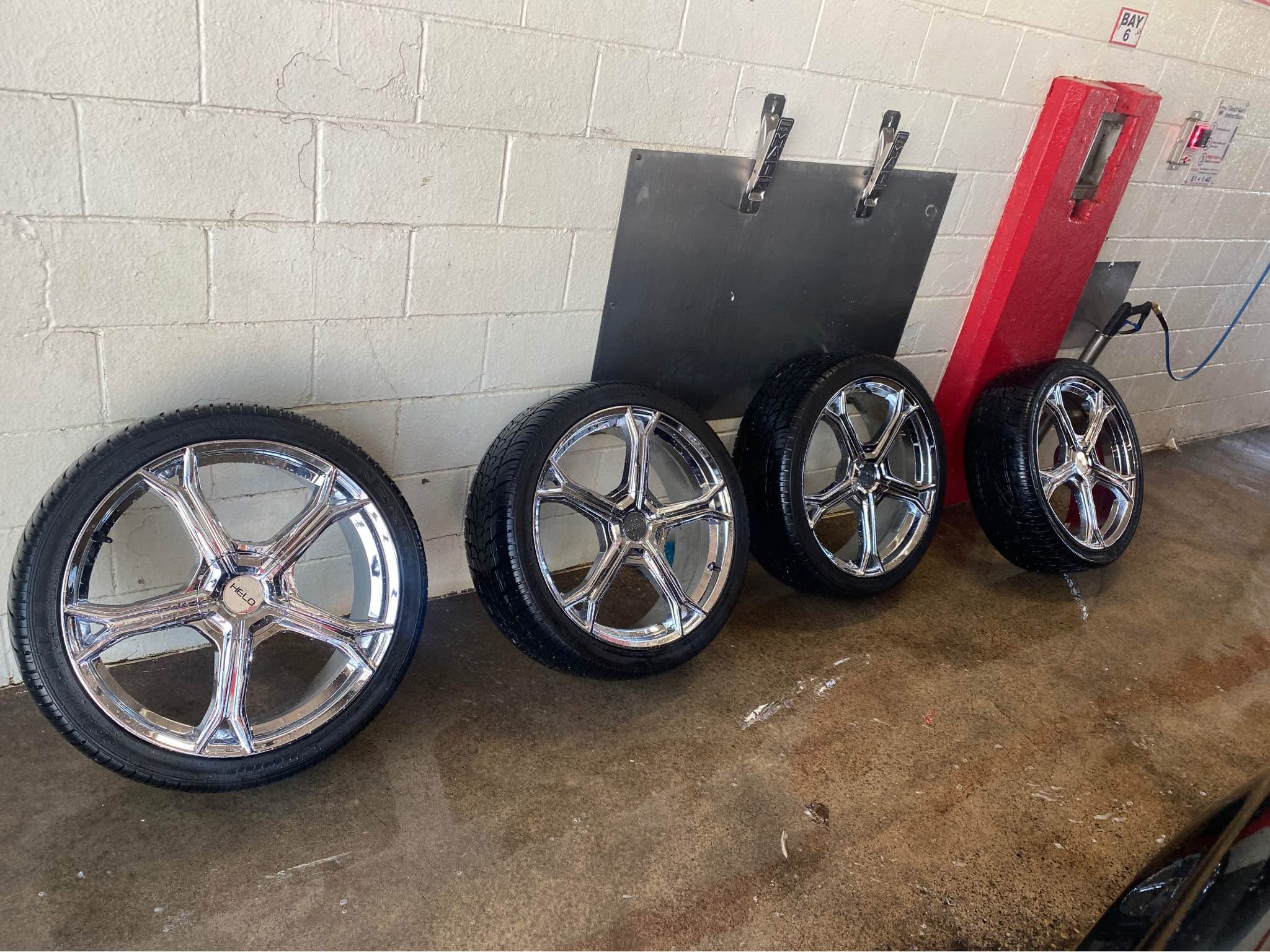 Set of 4 helo 265/35/22 wheels and tires bolt pattern is 5x114.3 and ...