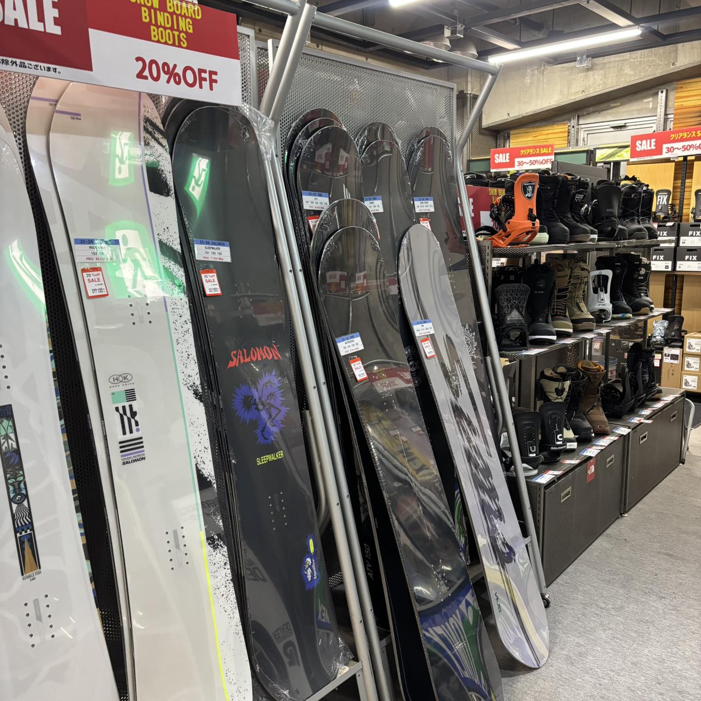 スノーボードセール開始? 板、ブーツなど値下げしました‼️ 雪 