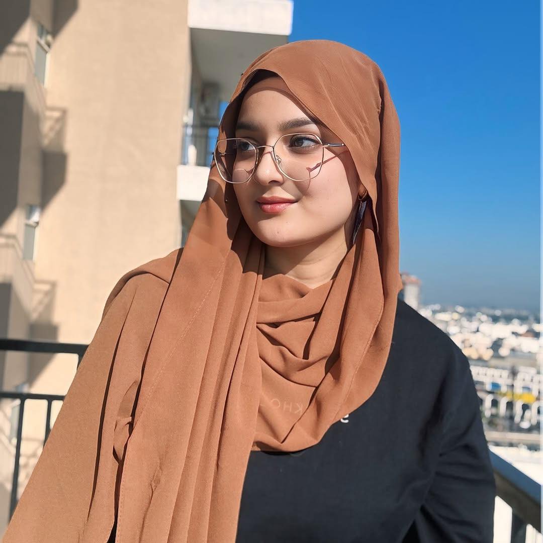 Adv. Tanha Mirza