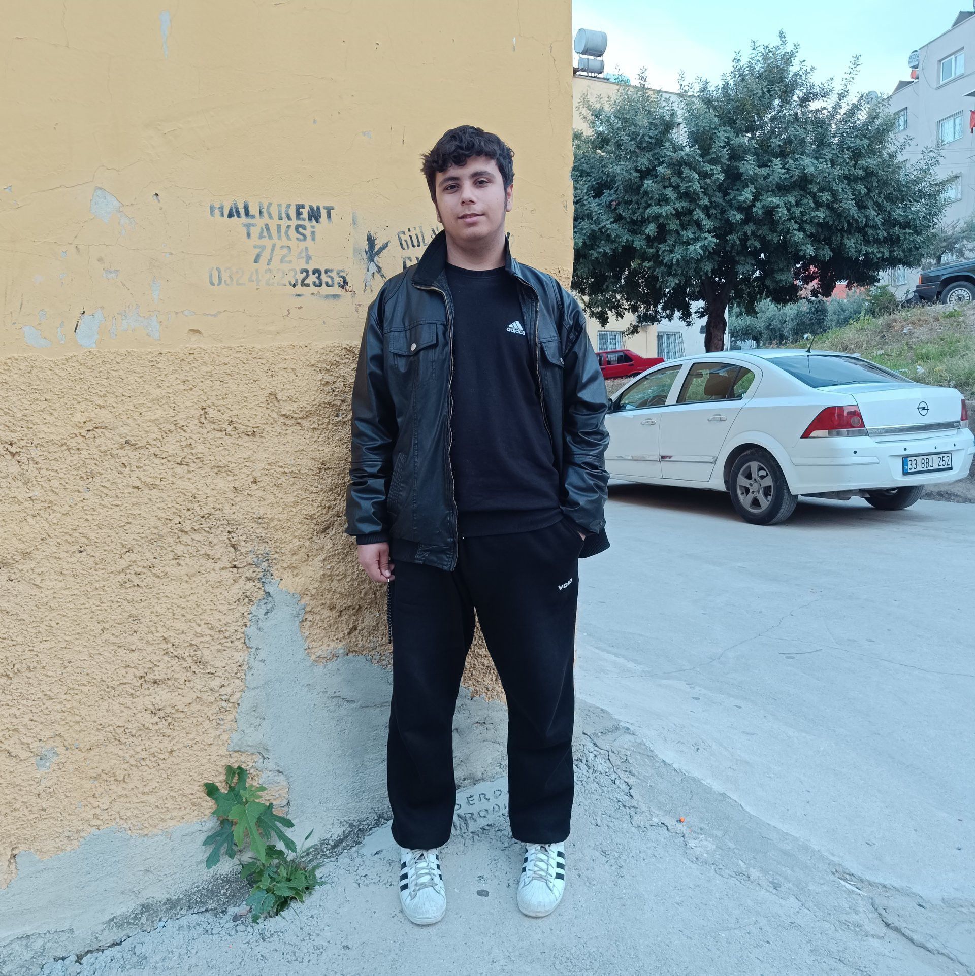 Ferdi Saat Ci on Reels