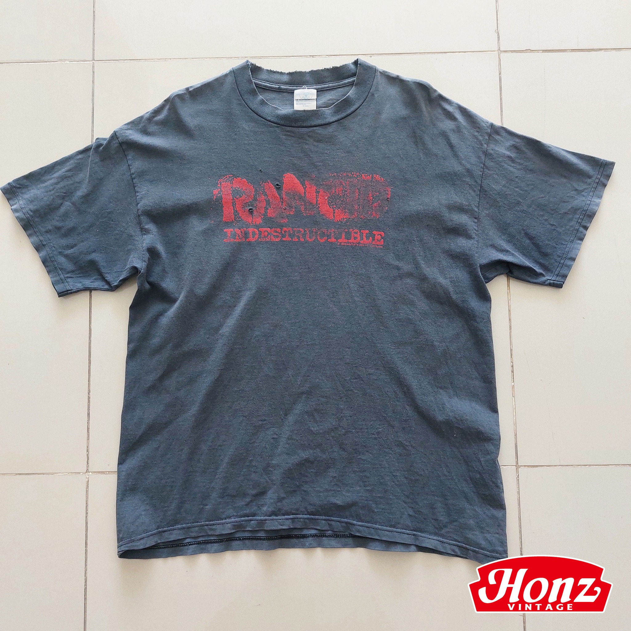 RANCID INDESTRUCTIBLE Tシャツ Lサイズ 2003 RANCID Indestructible T-shirts Size L This is a T-shirt from