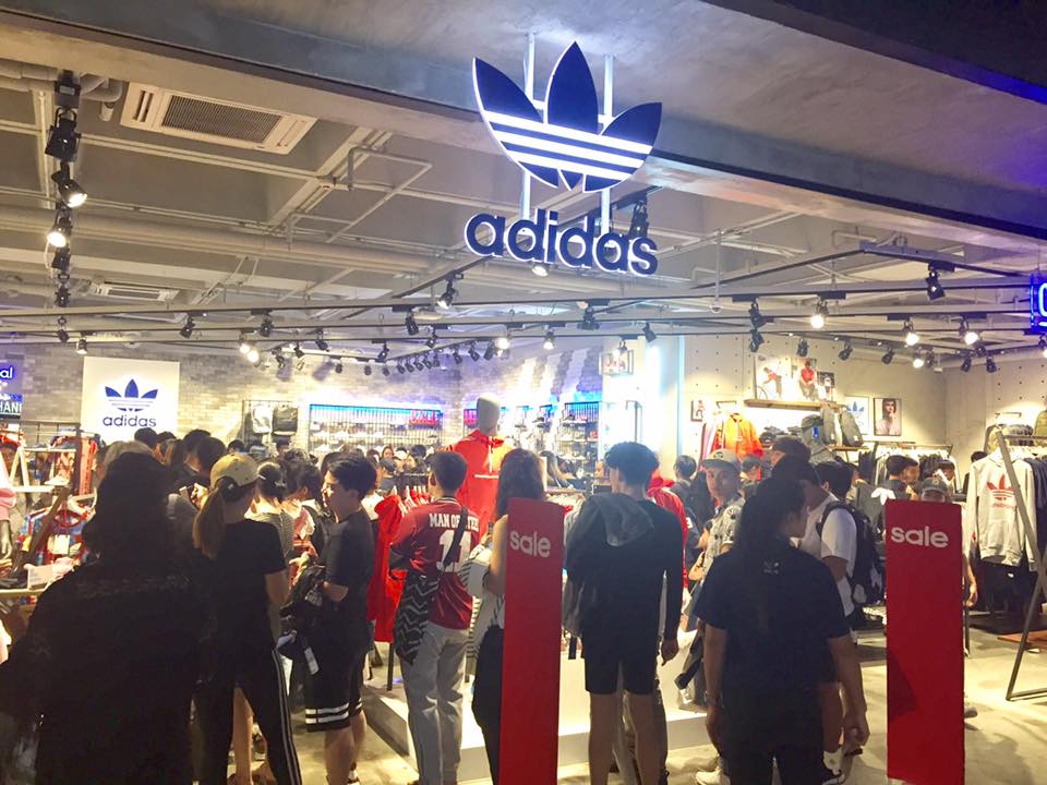 ลดราคา บอกด้วย - ++ Adidas Original End Season Sale ++ End... | Facebook