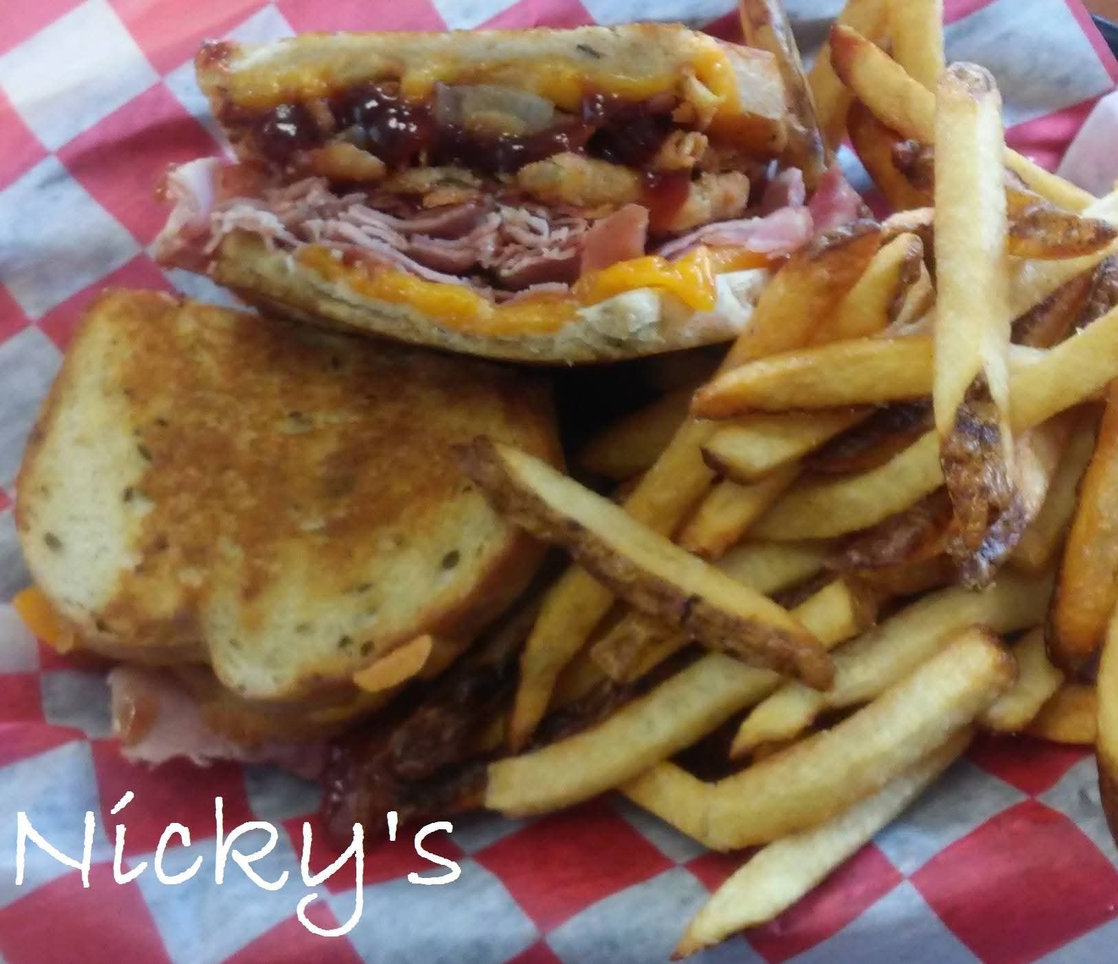 Nicky's Good Eats & Treats | Two Rivers WI