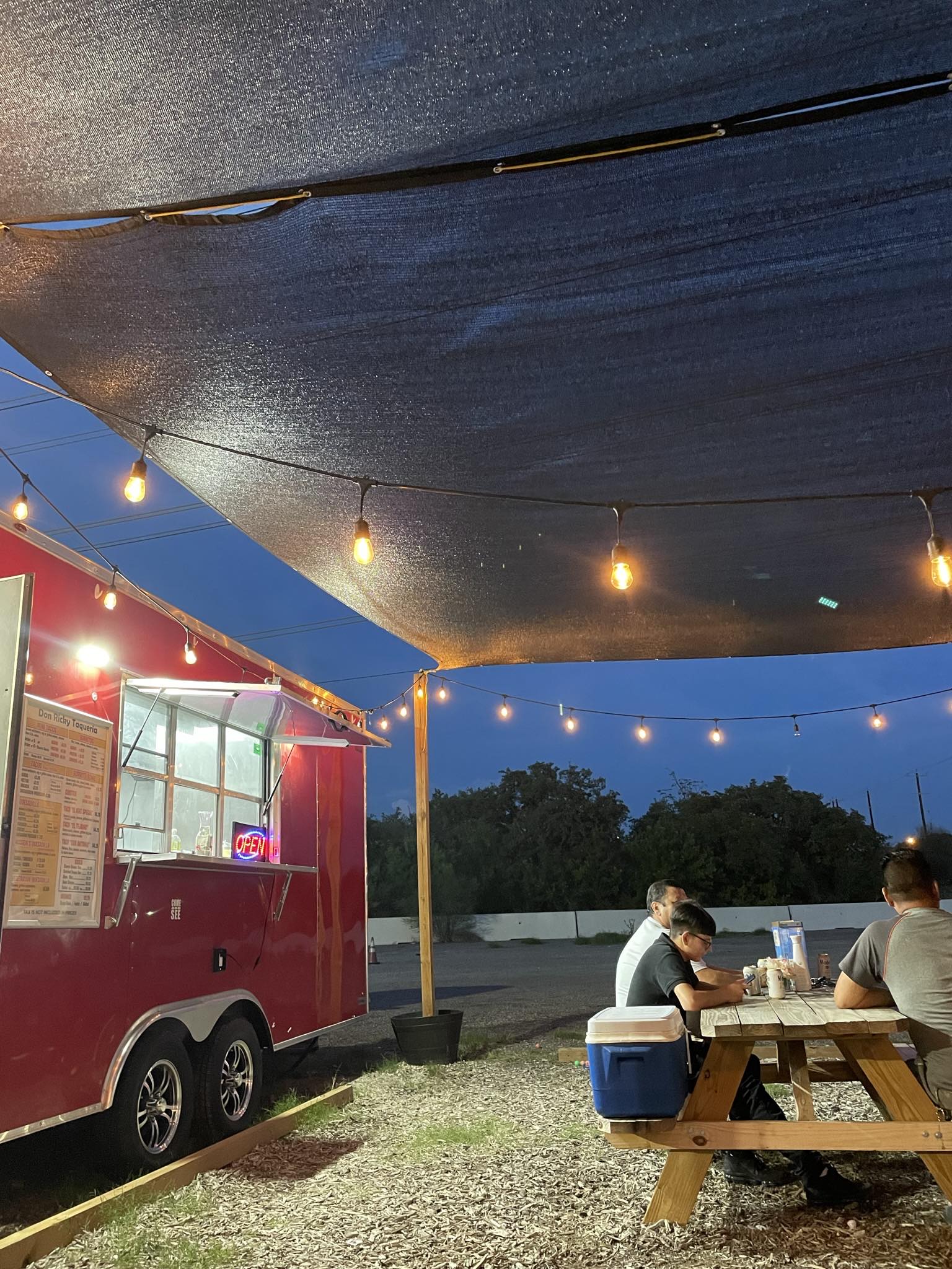 Don Ricky Taqueria