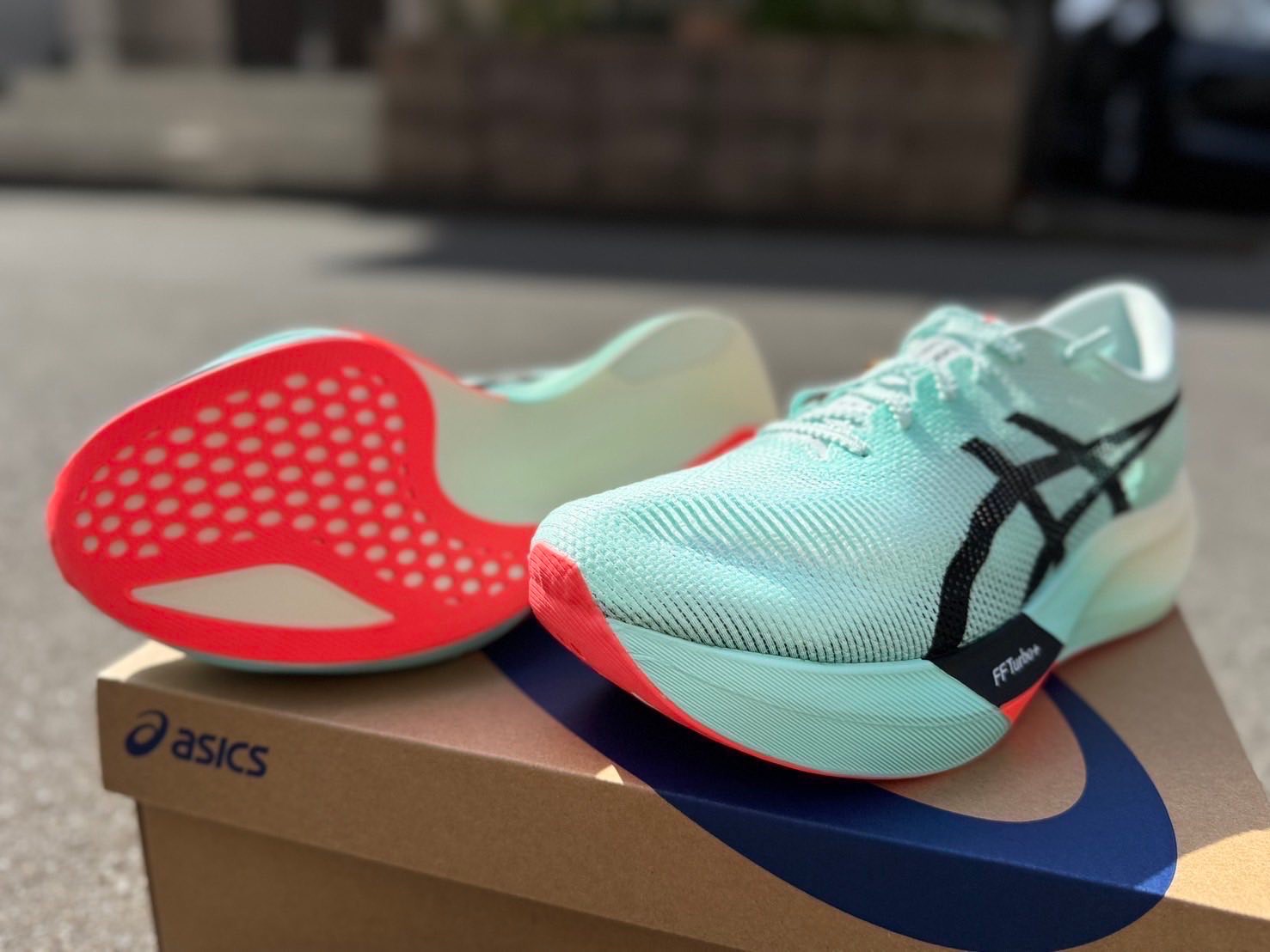 Asics Metaspeed Sky price and size